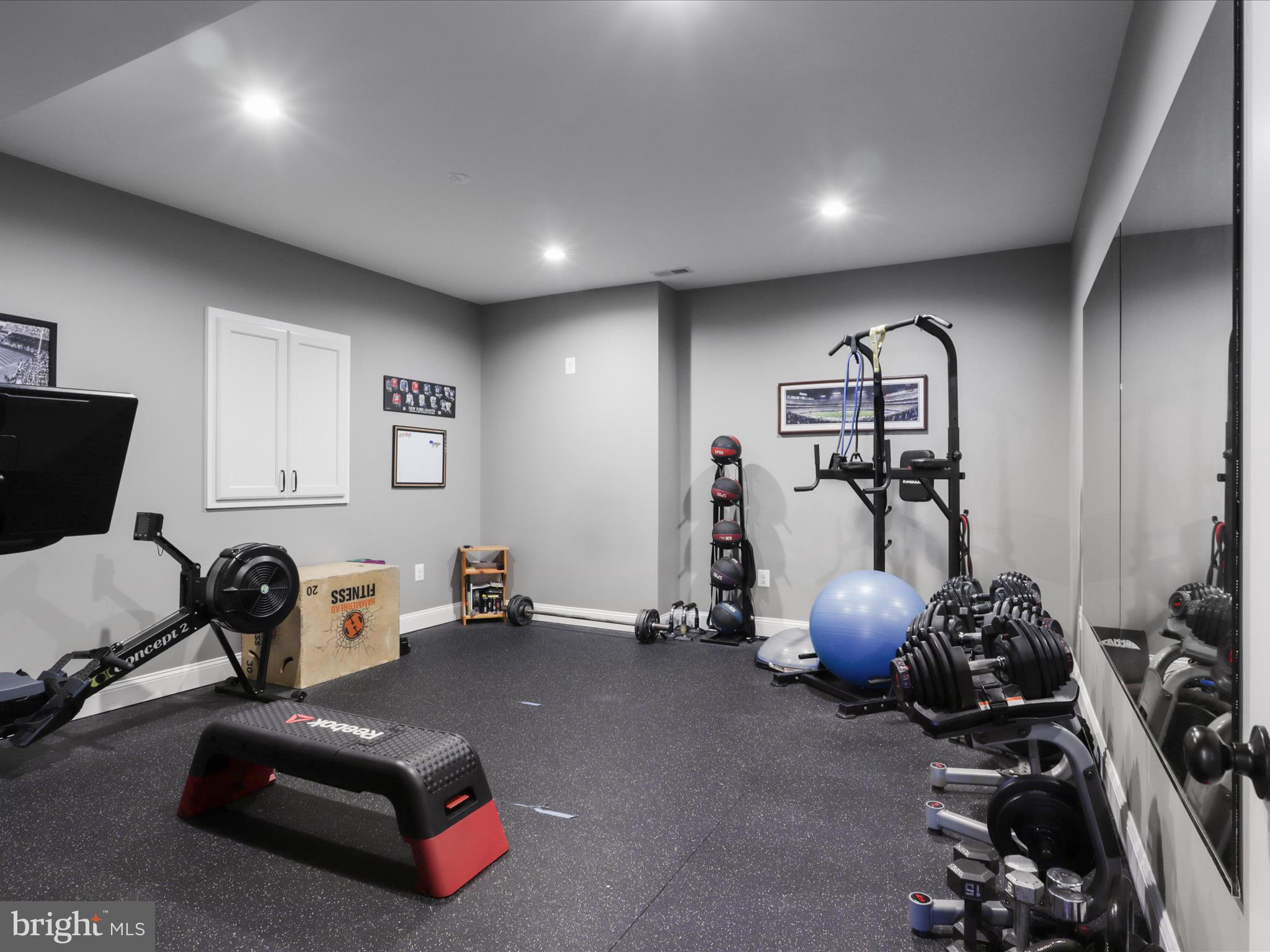 GREENS SOUTH AT WILLOWSF - Residential