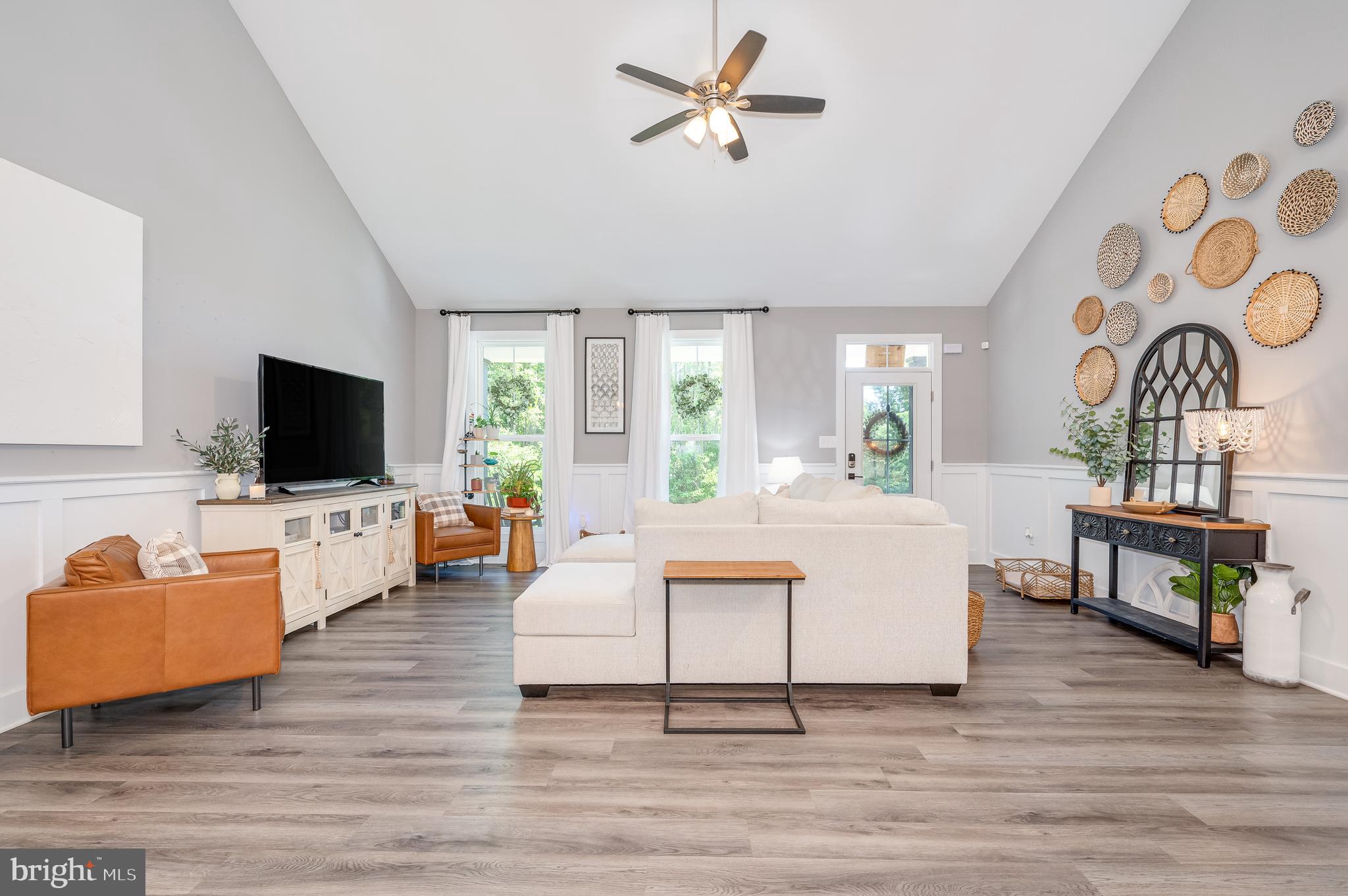 CLAYMONT CHASE - Residential