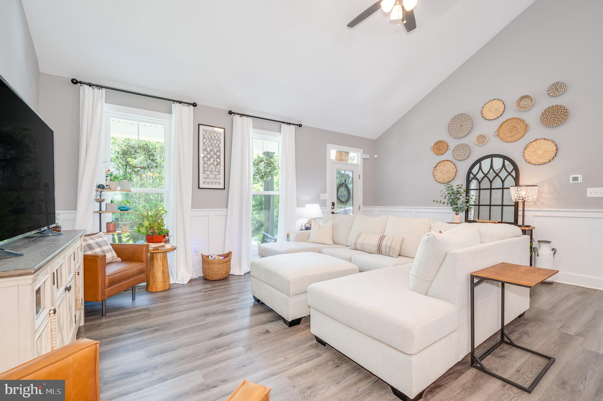 CLAYMONT CHASE - Residential