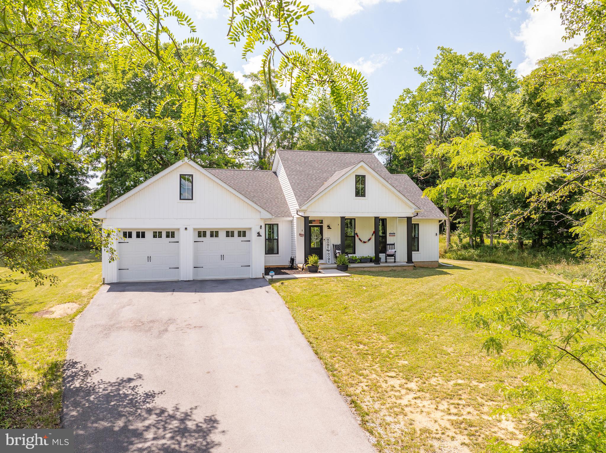 CLAYMONT CHASE - Residential