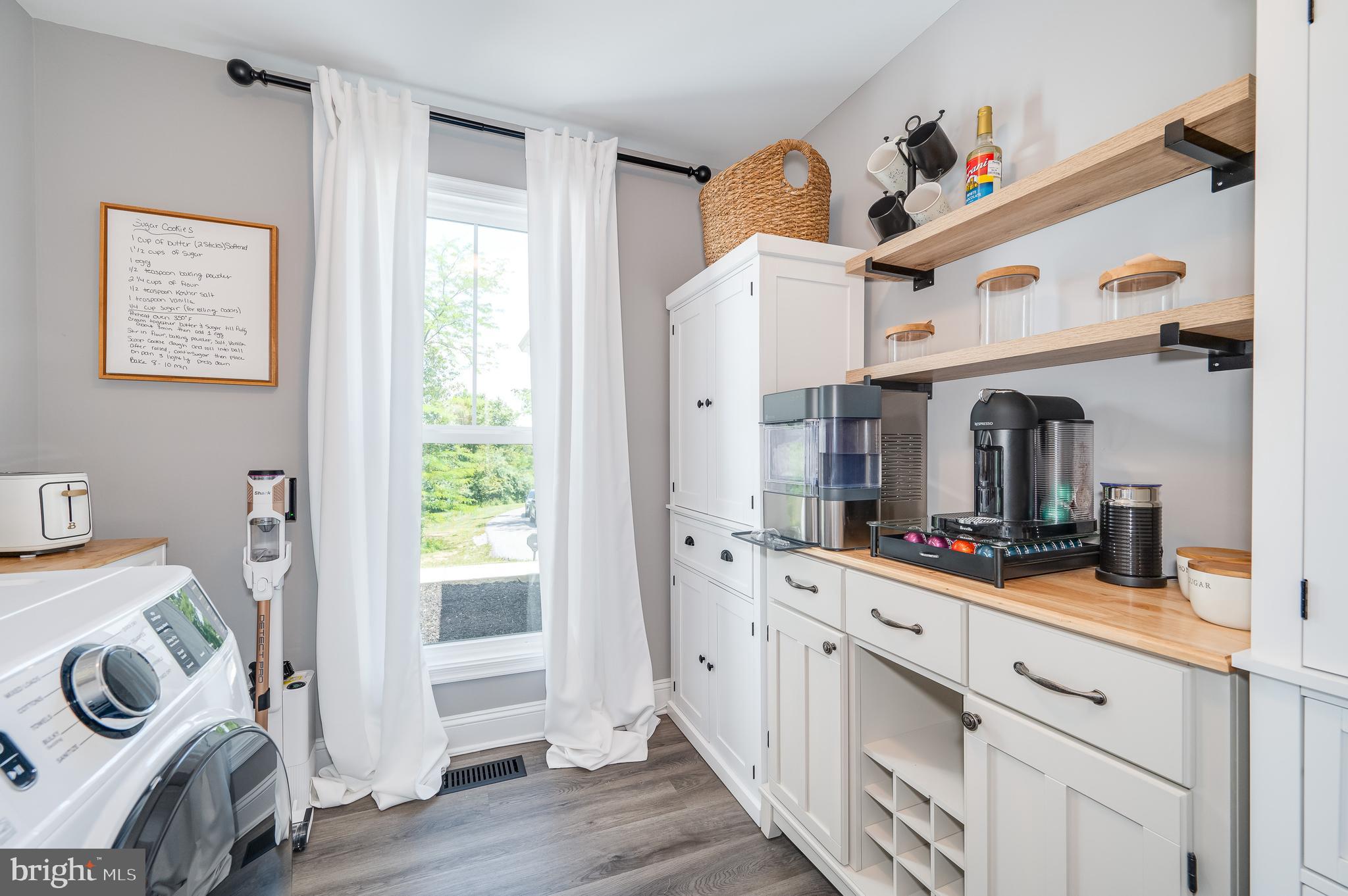 CLAYMONT CHASE - Residential