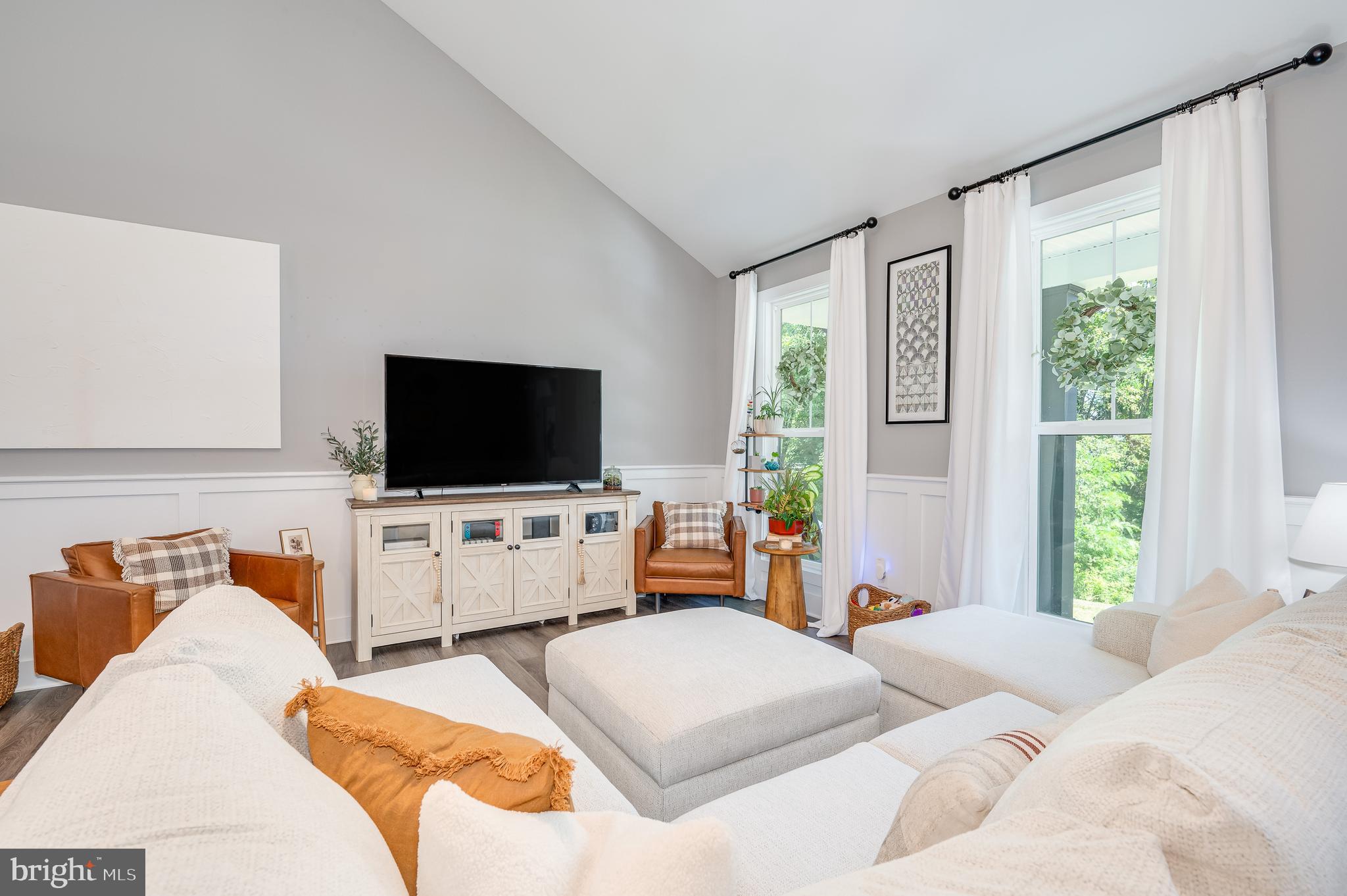 CLAYMONT CHASE - Residential