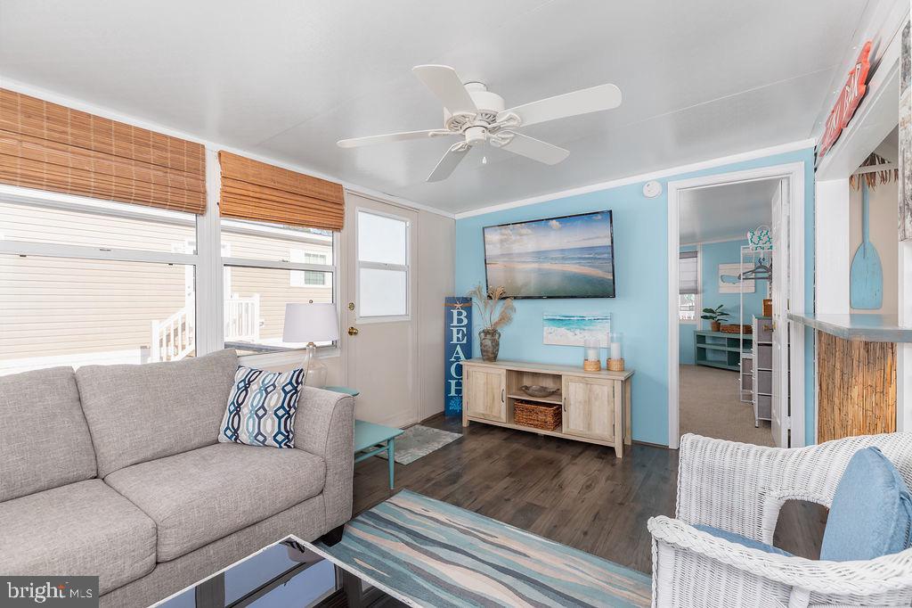 WHITE HORSE PARK I - Residential