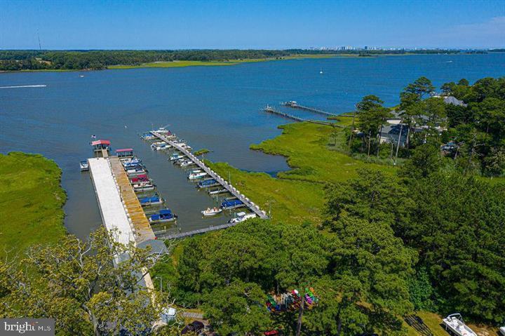 WHITE HORSE PARK I - Residential