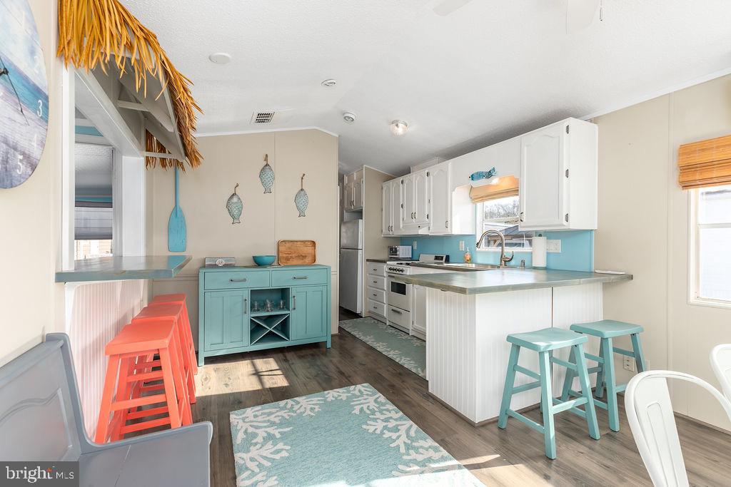 WHITE HORSE PARK I - Residential