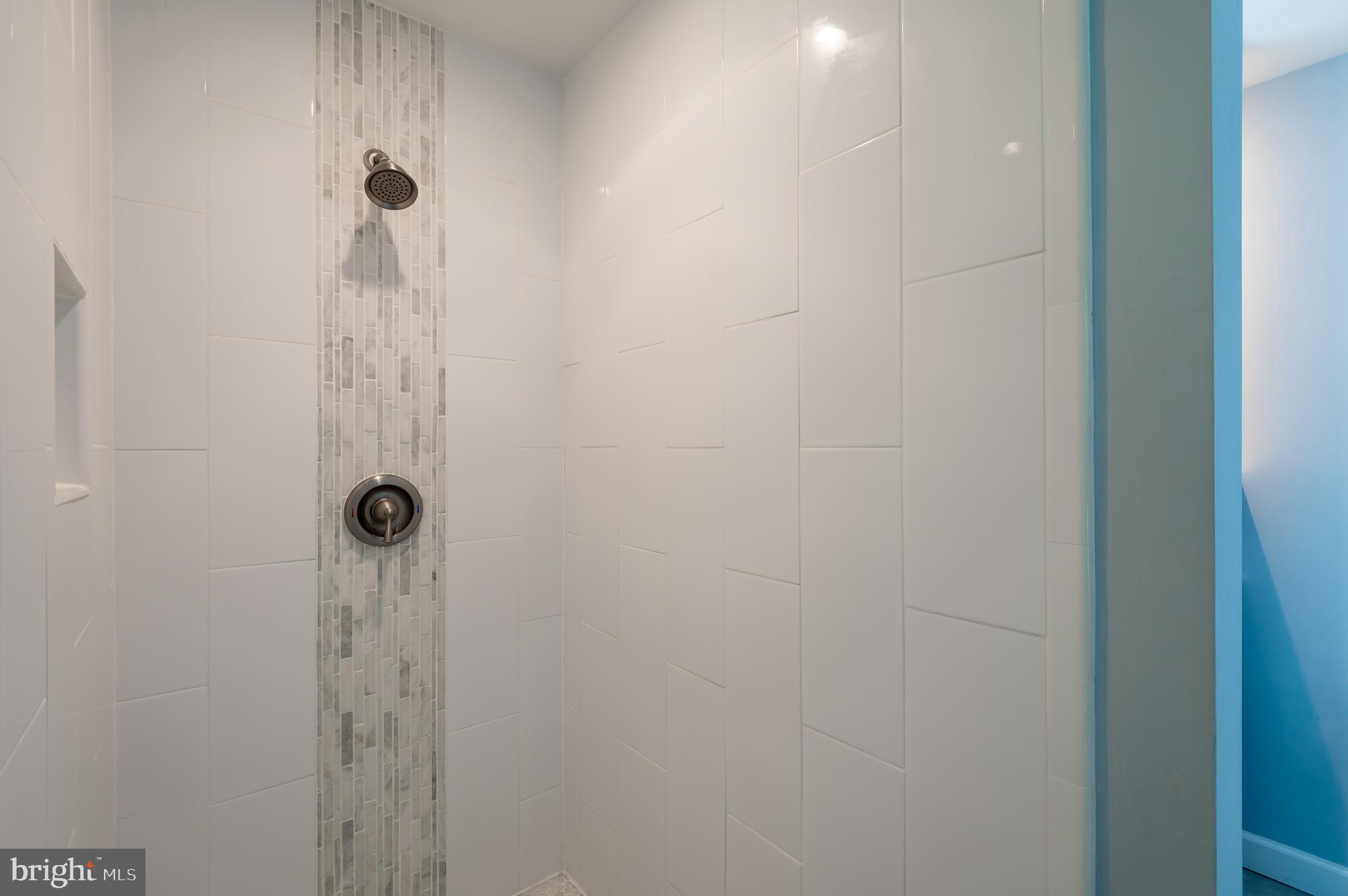 LAWTON MANOR - Residential