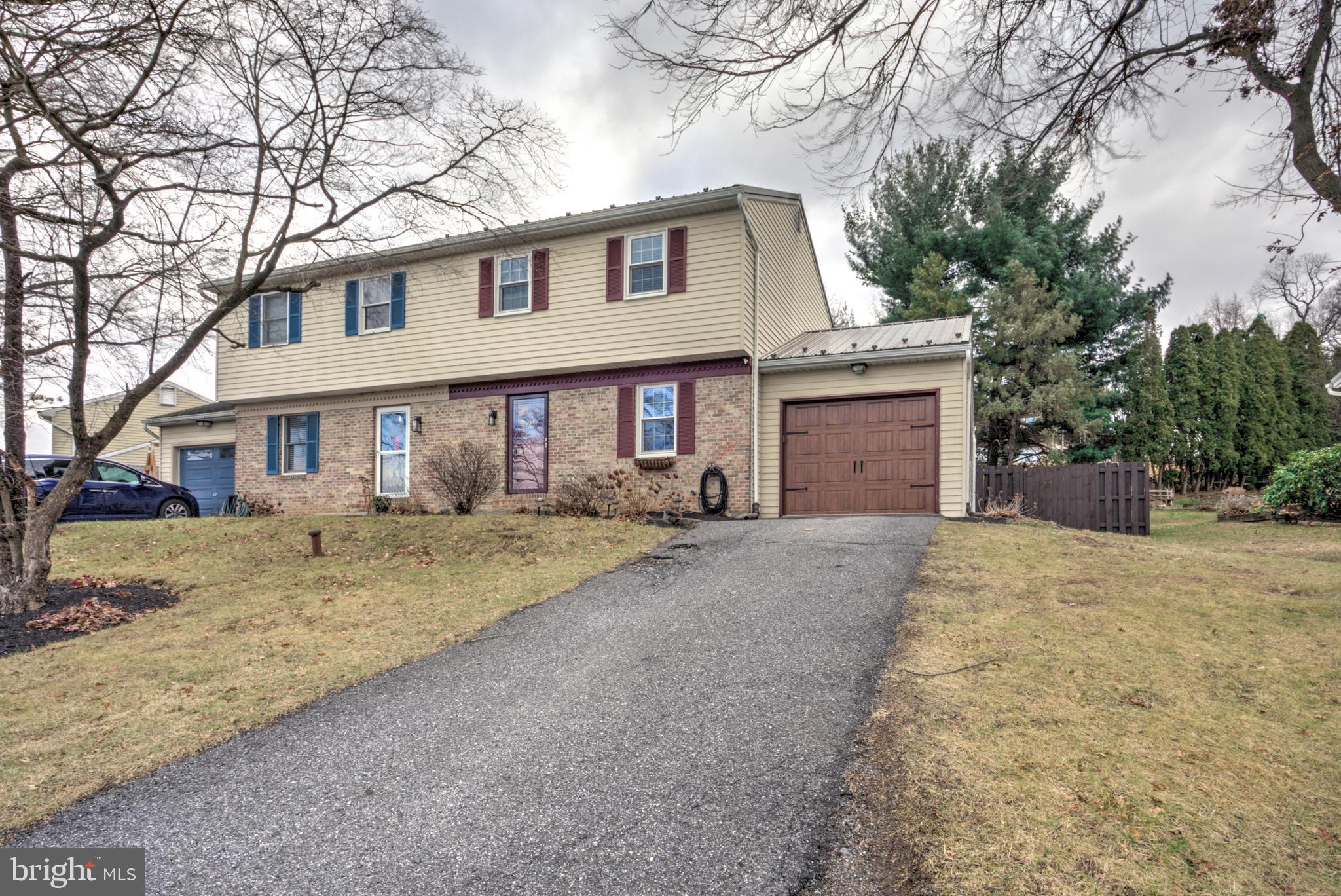 AKRON BOROUGH - Residential