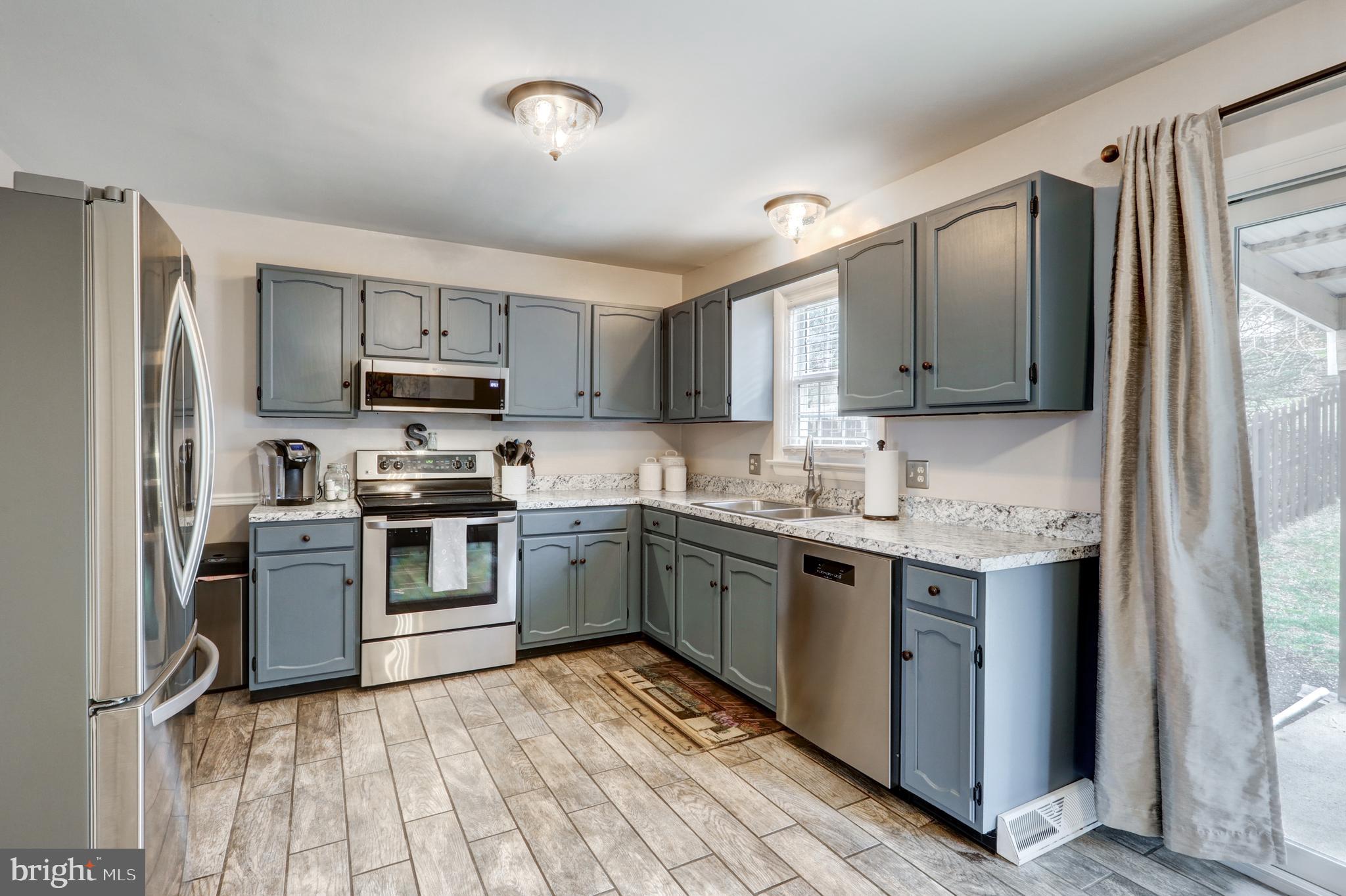 AKRON BOROUGH - Residential