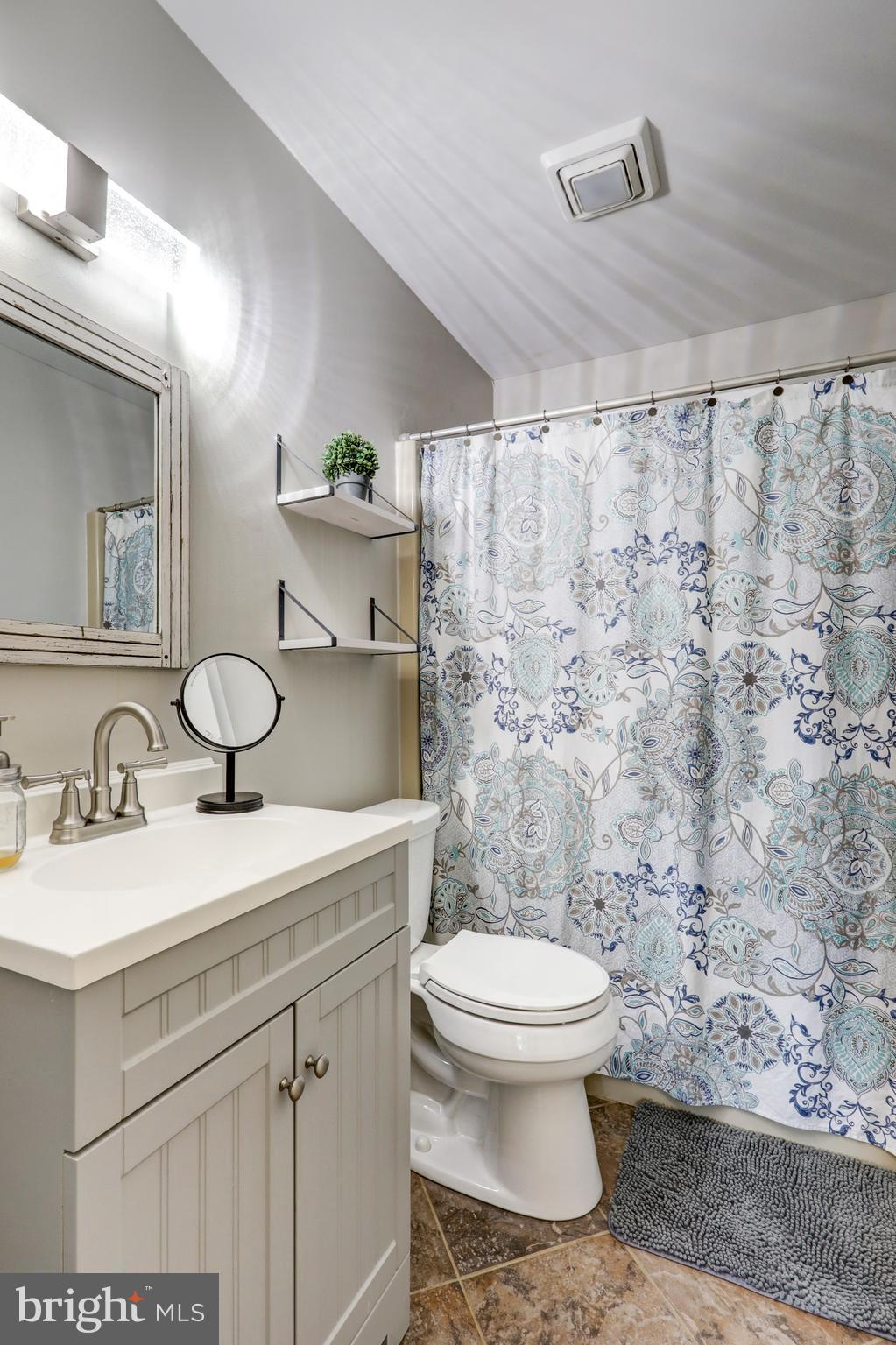 AKRON BOROUGH - Residential