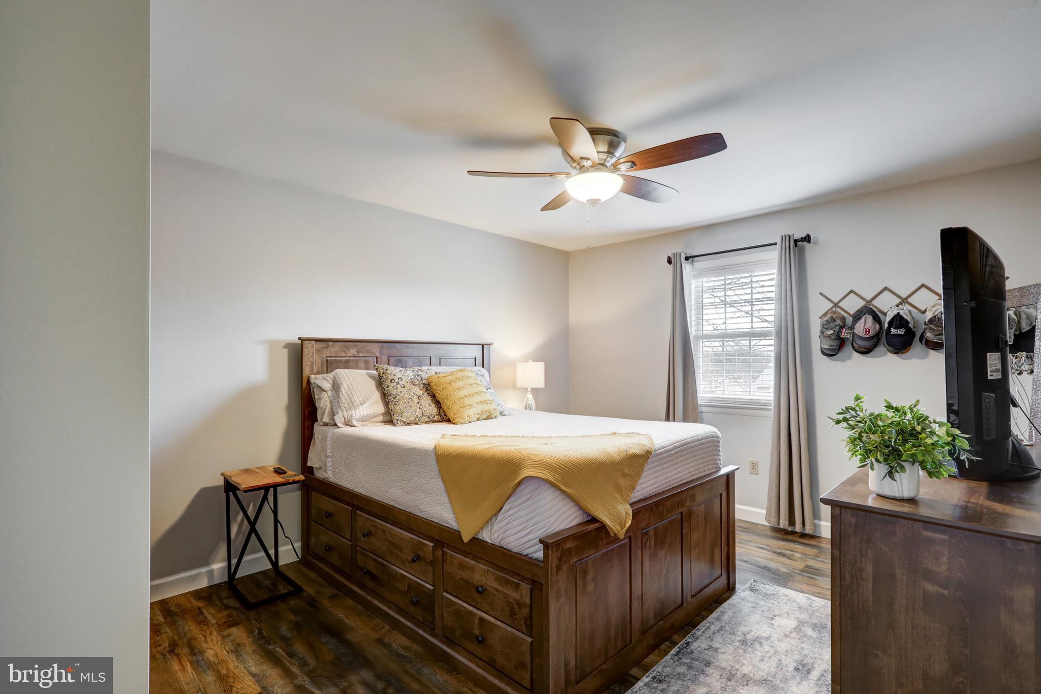 AKRON BOROUGH - Residential