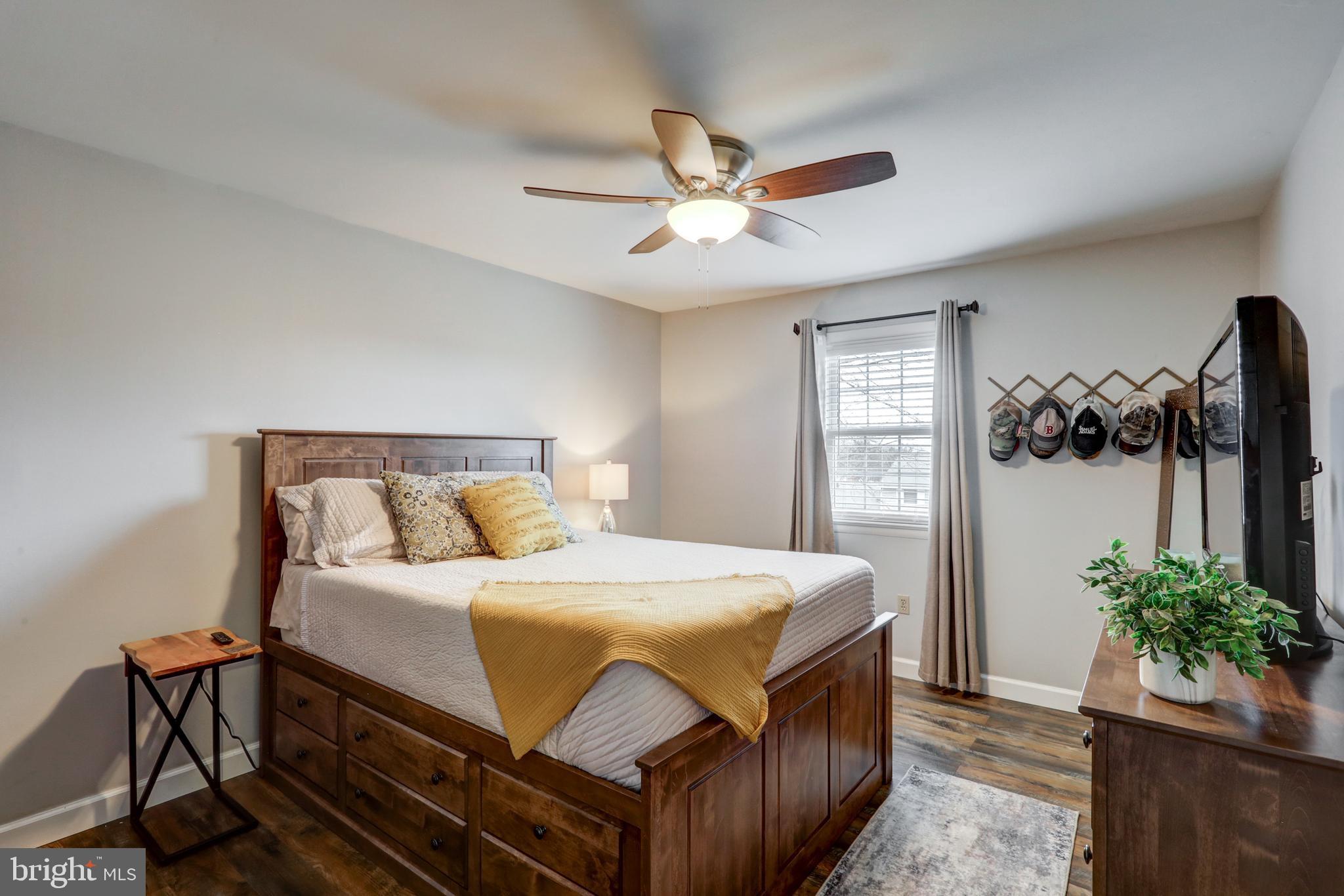 AKRON BOROUGH - Residential