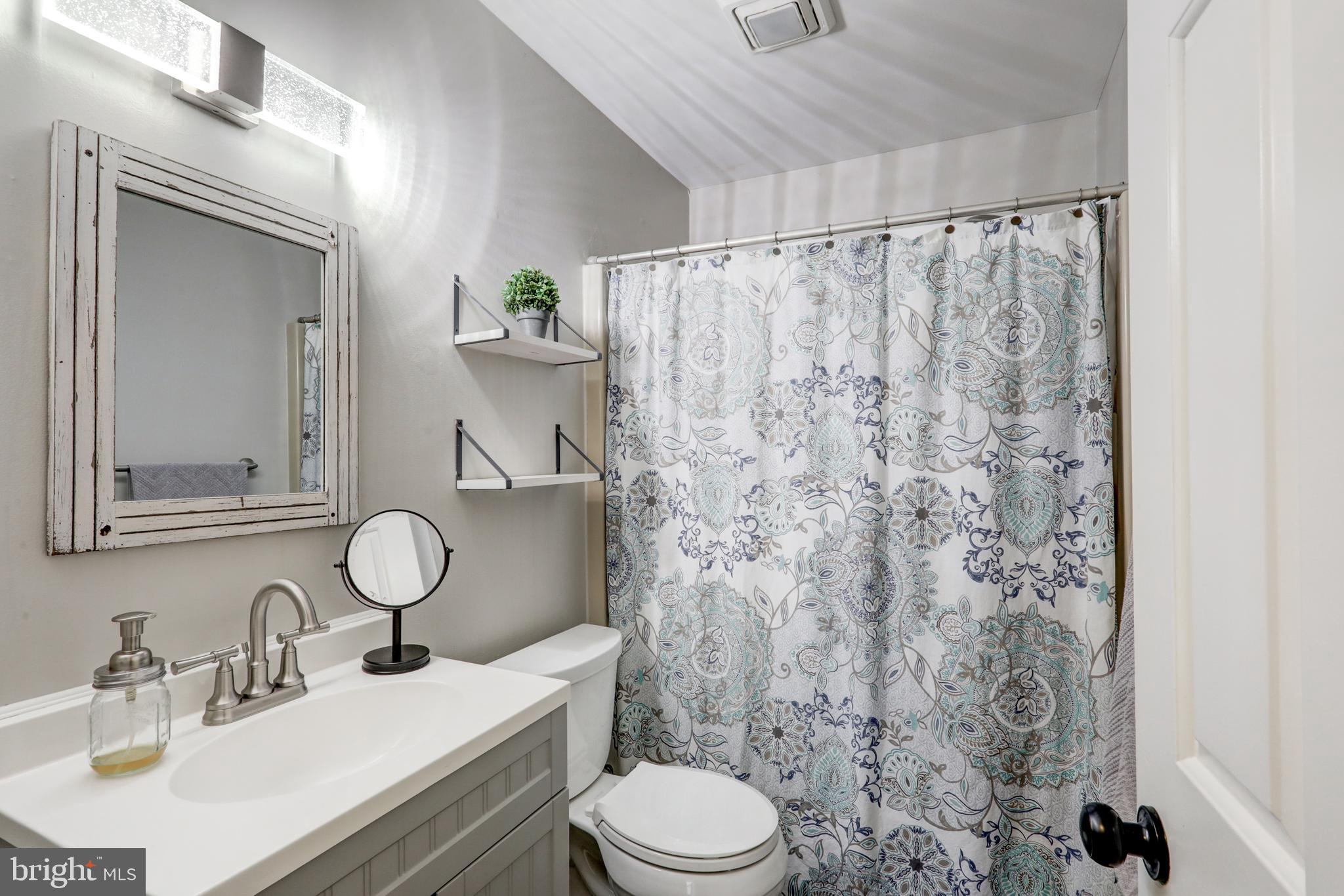 AKRON BOROUGH - Residential