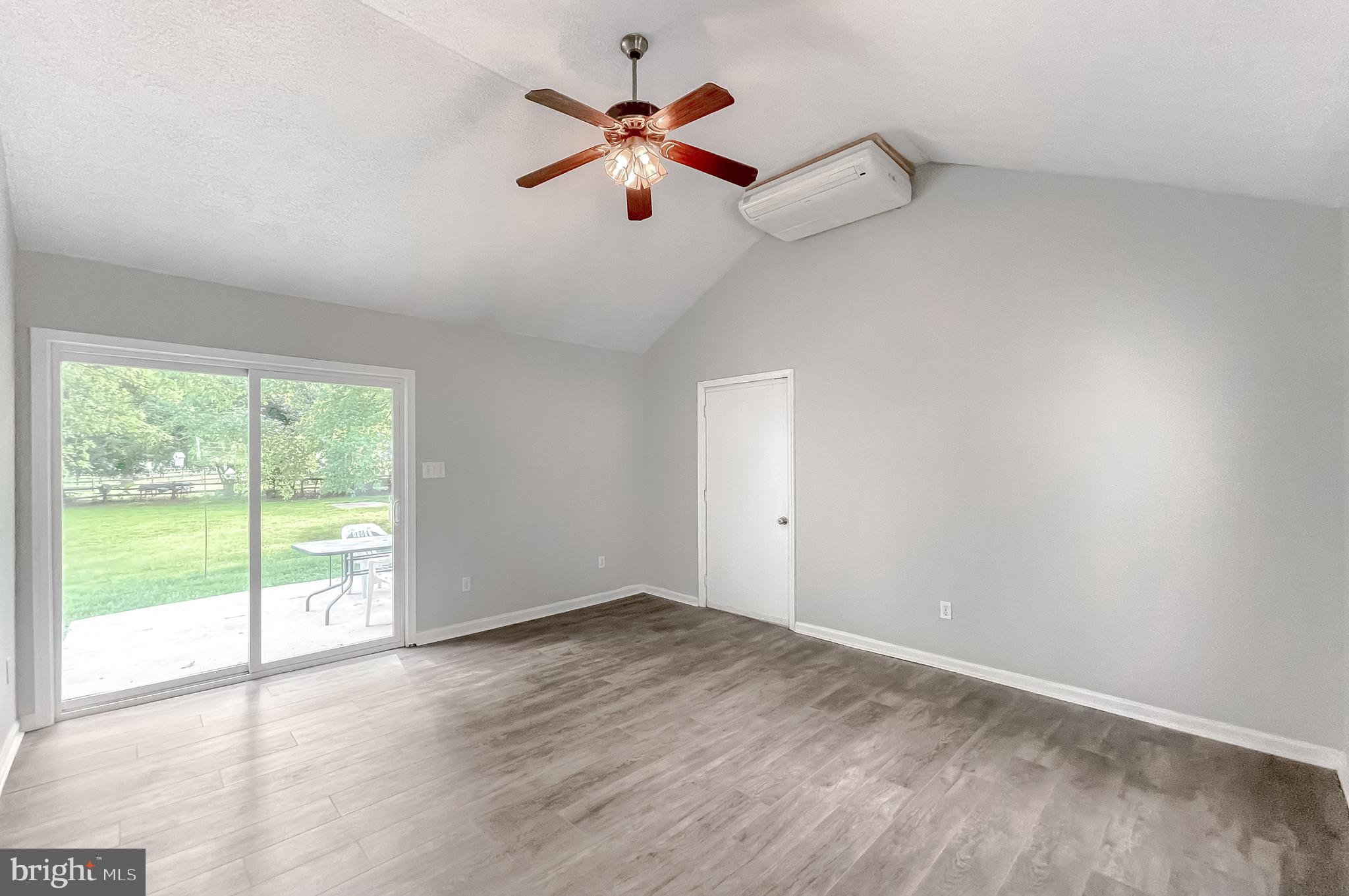 LAUREL BRANCH SUB - Residential