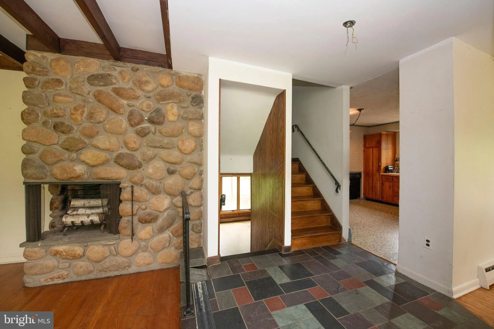 Horsham, Pennsylvania 19044, United States, 6 Bedrooms Bedrooms, ,4 BathroomsBathrooms,Residential,Active,130005