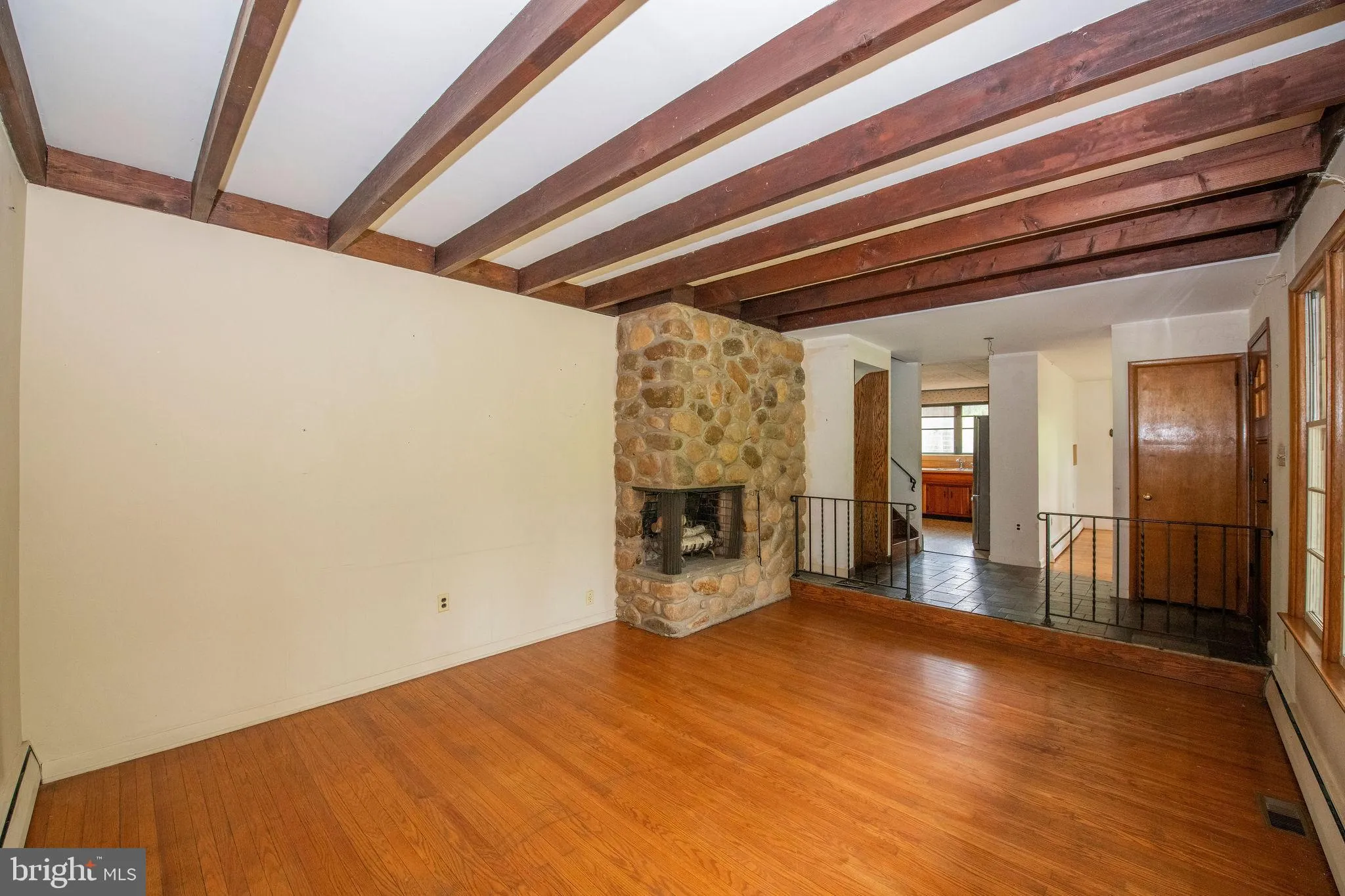 Horsham, Pennsylvania 19044, United States, 6 Bedrooms Bedrooms, ,4 BathroomsBathrooms,Residential,Active,130005