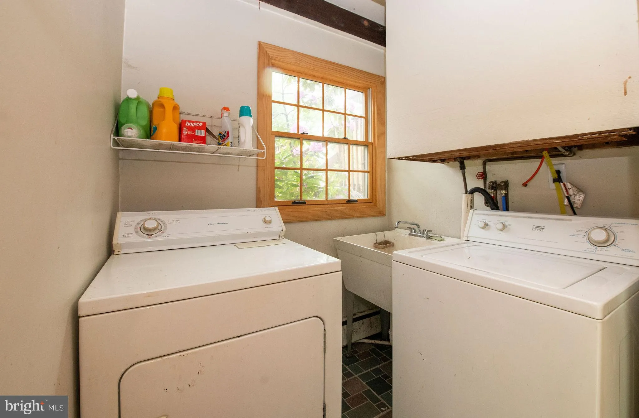 Horsham, Pennsylvania 19044, United States, 6 Bedrooms Bedrooms, ,4 BathroomsBathrooms,Residential,Active,130005