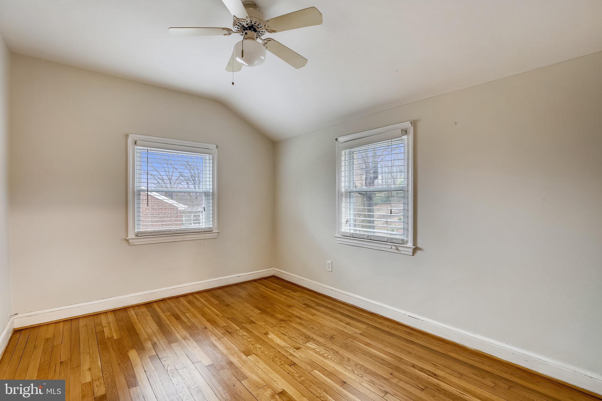 COLUMBIA FOREST - Residential