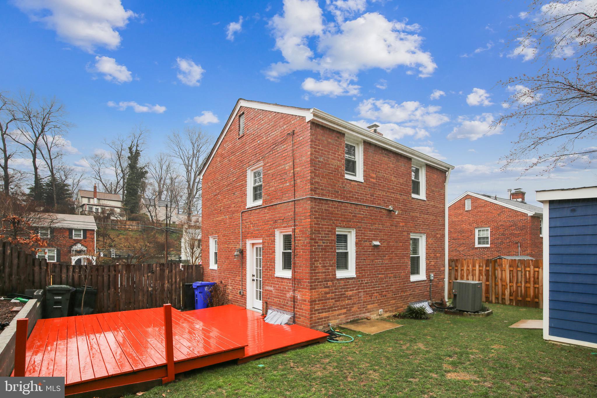 COLUMBIA FOREST - Residential