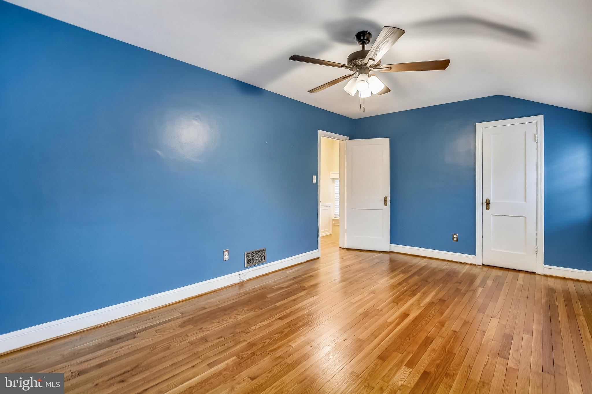 COLUMBIA FOREST - Residential