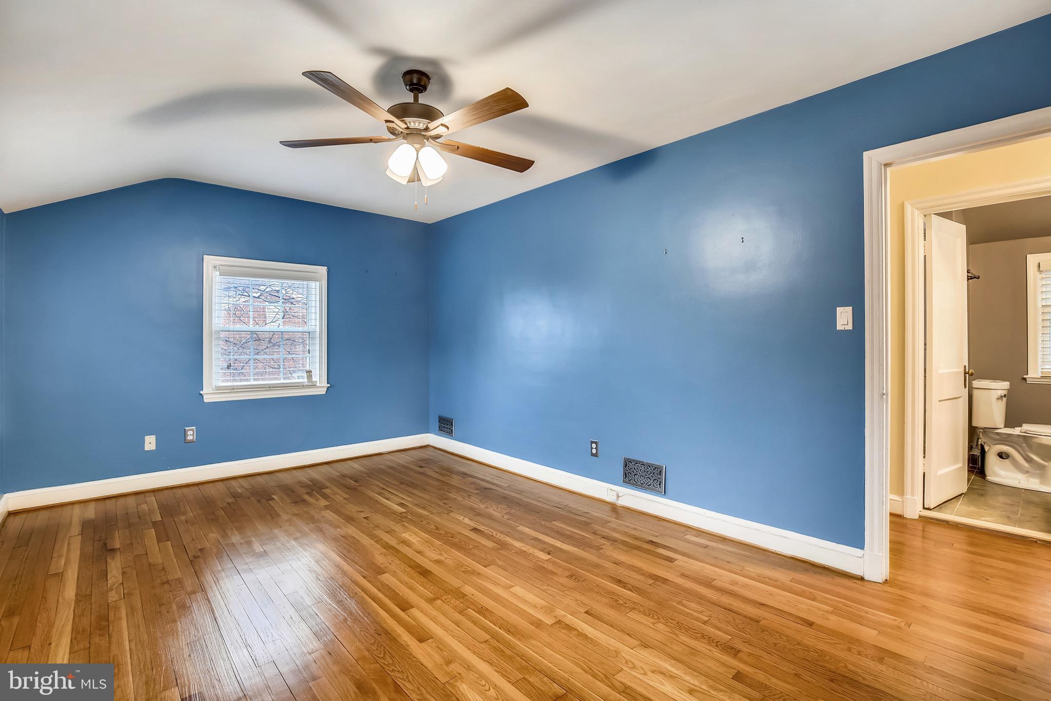 COLUMBIA FOREST - Residential