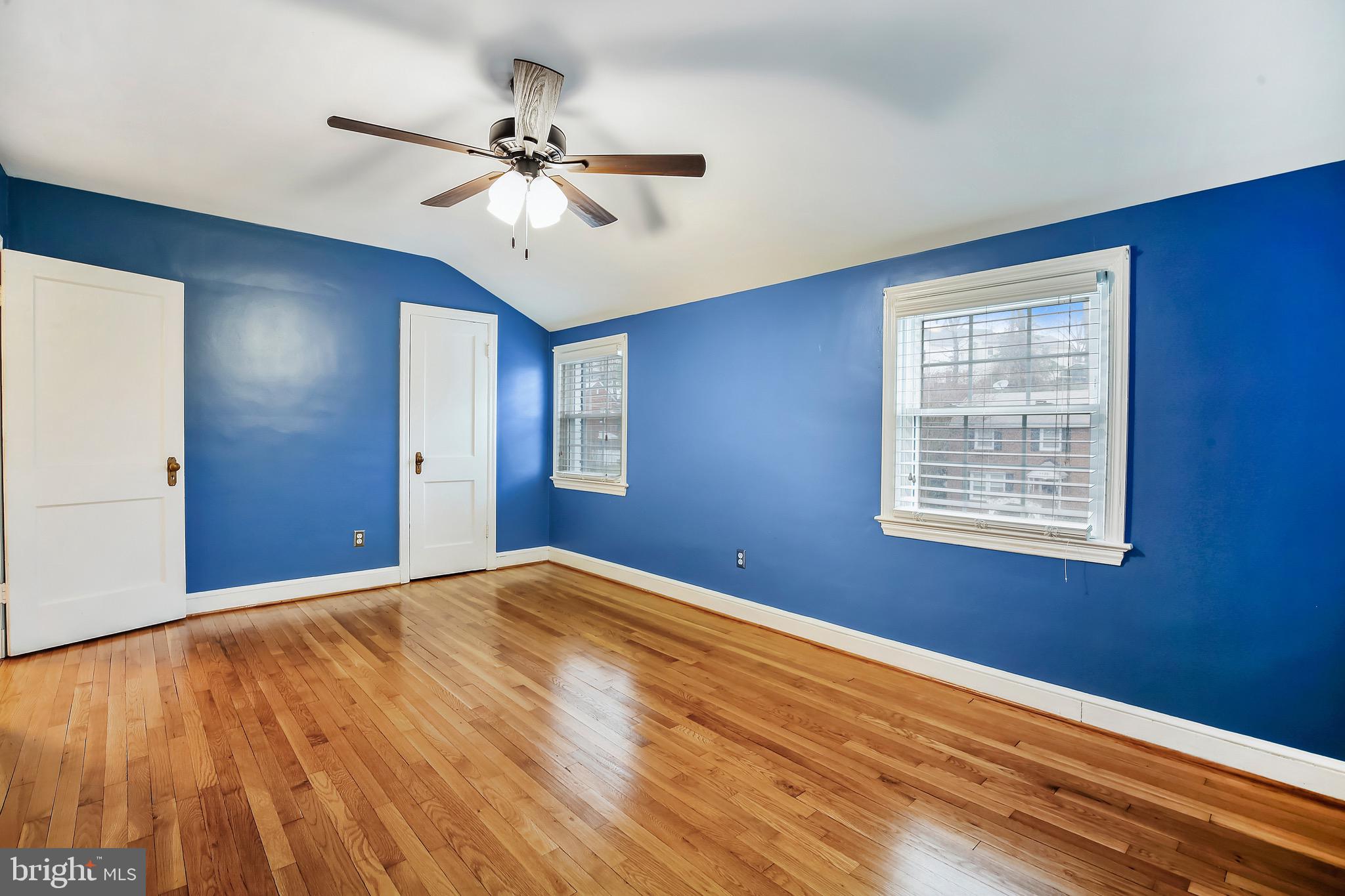 COLUMBIA FOREST - Residential