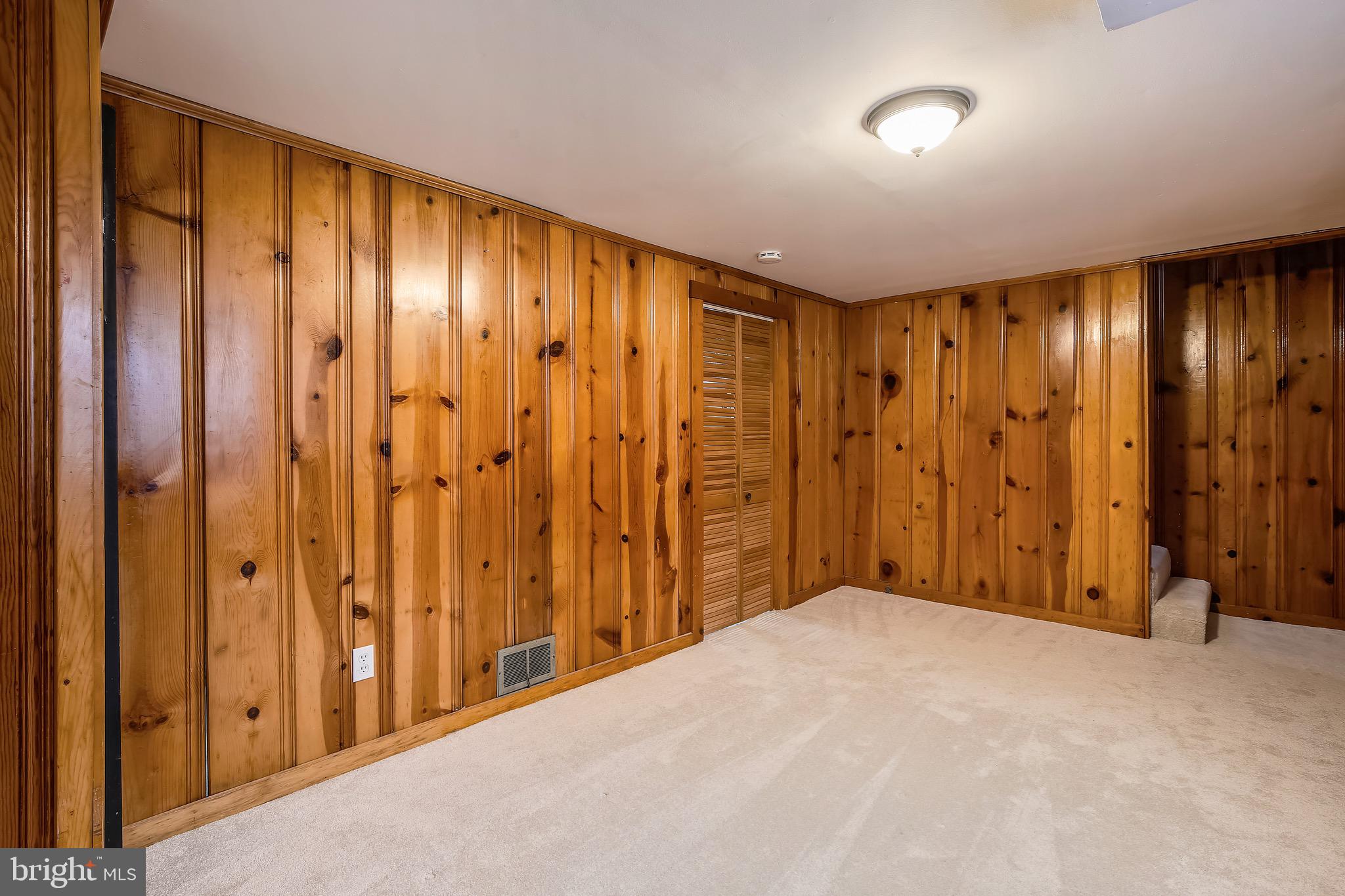 COLUMBIA FOREST - Residential