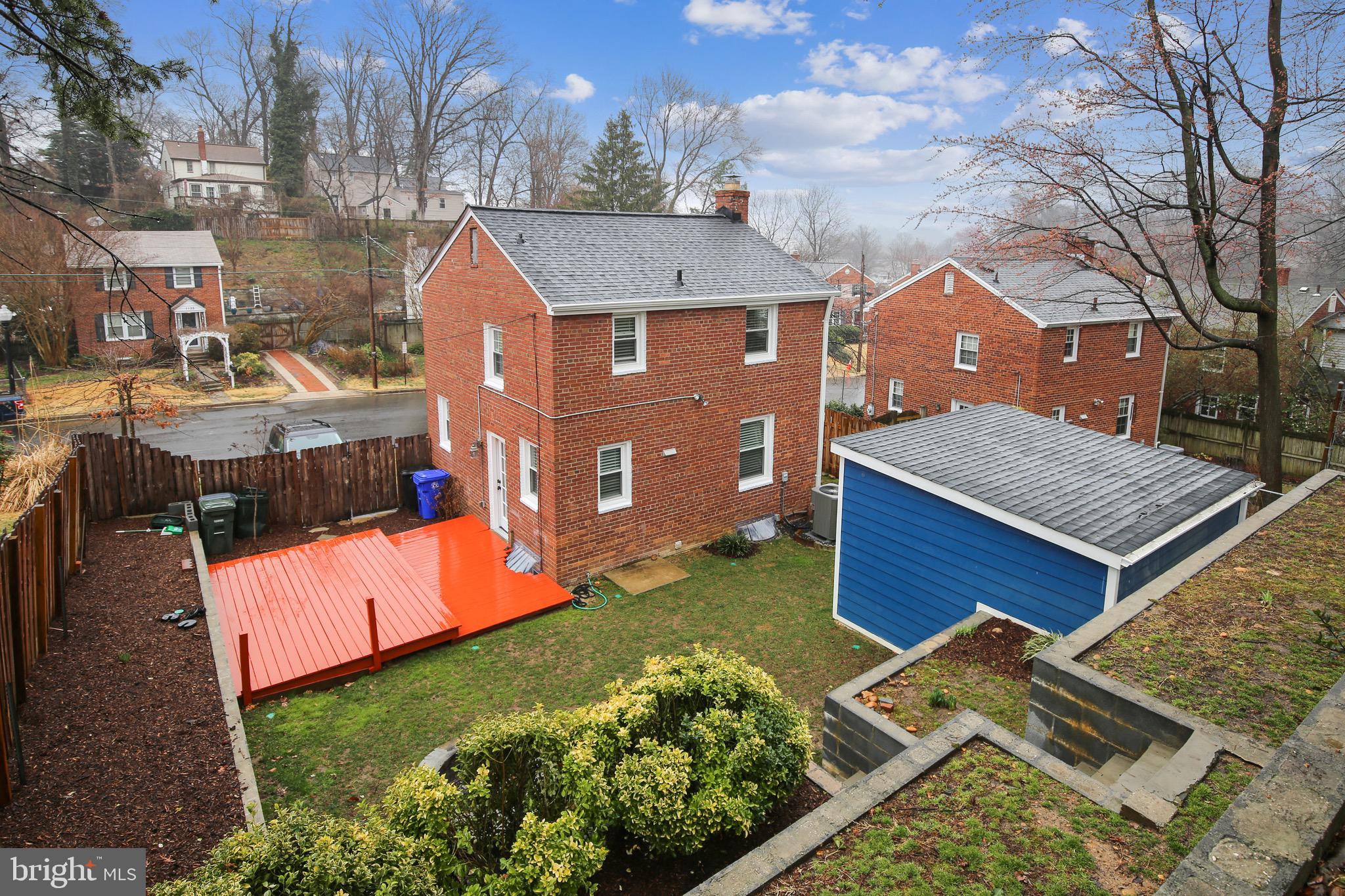 COLUMBIA FOREST - Residential