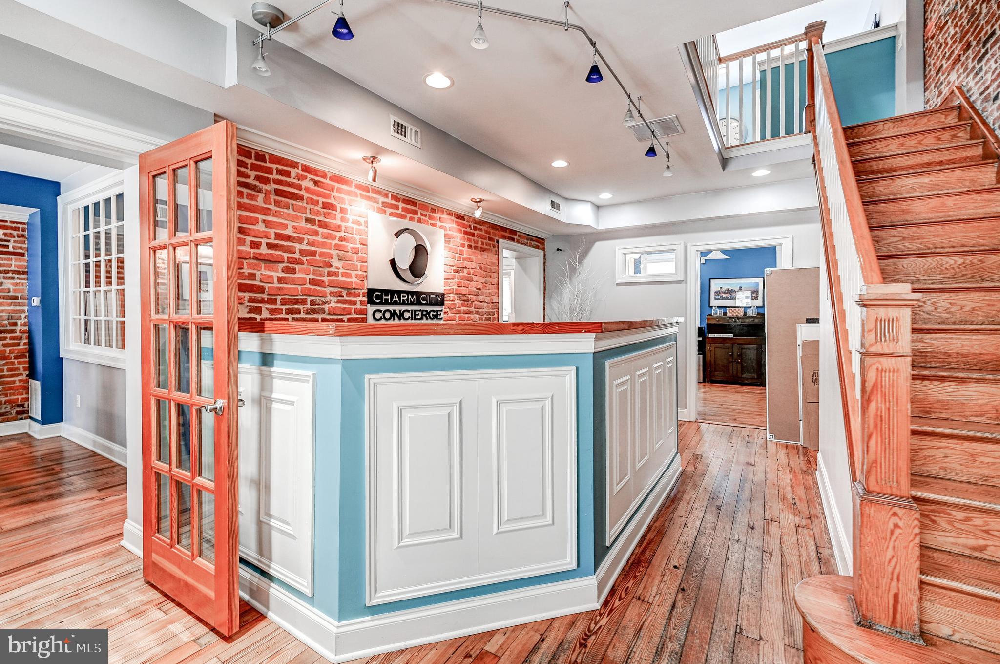 LOCUST POINT - Residential