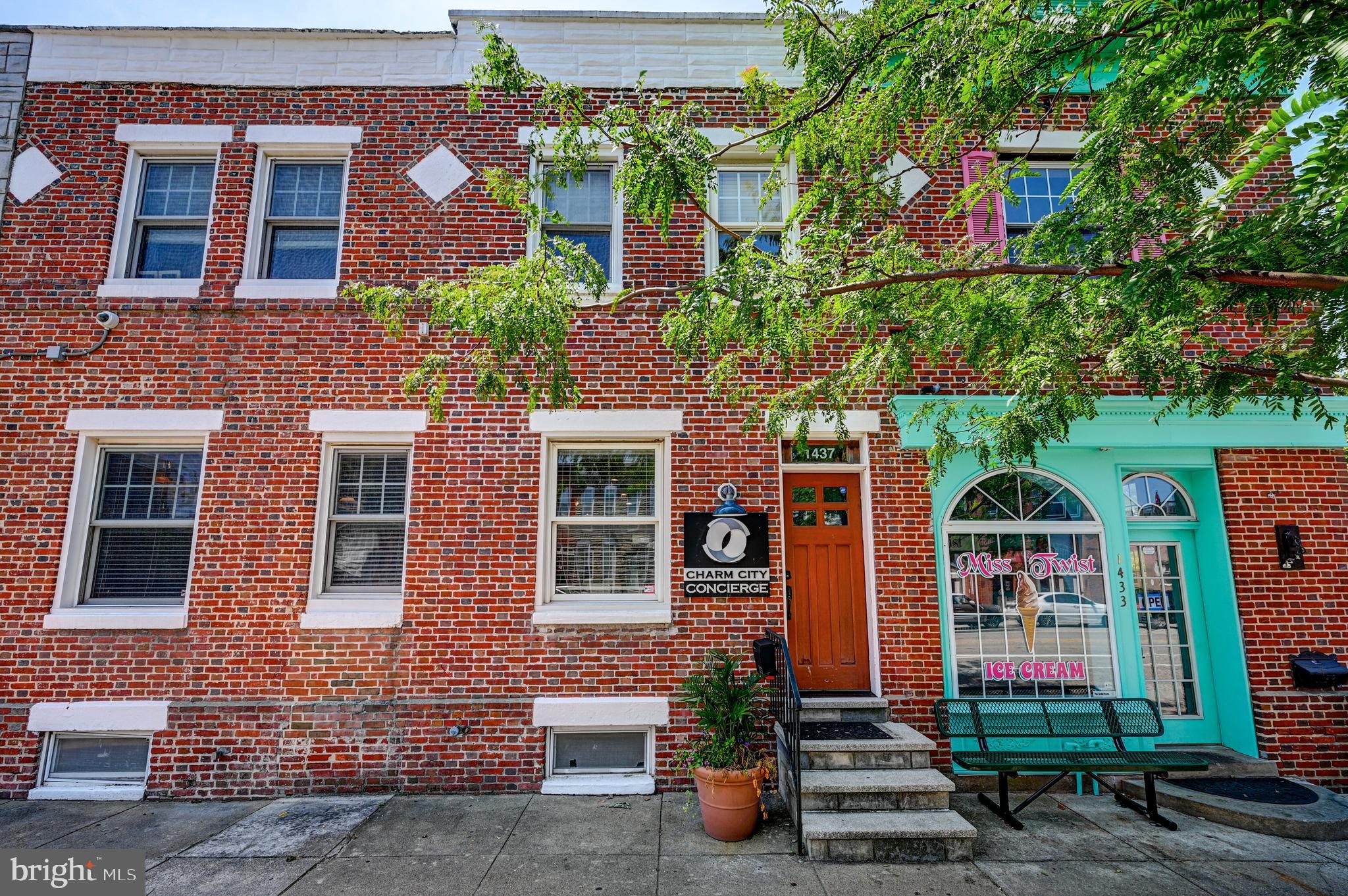 LOCUST POINT - Residential