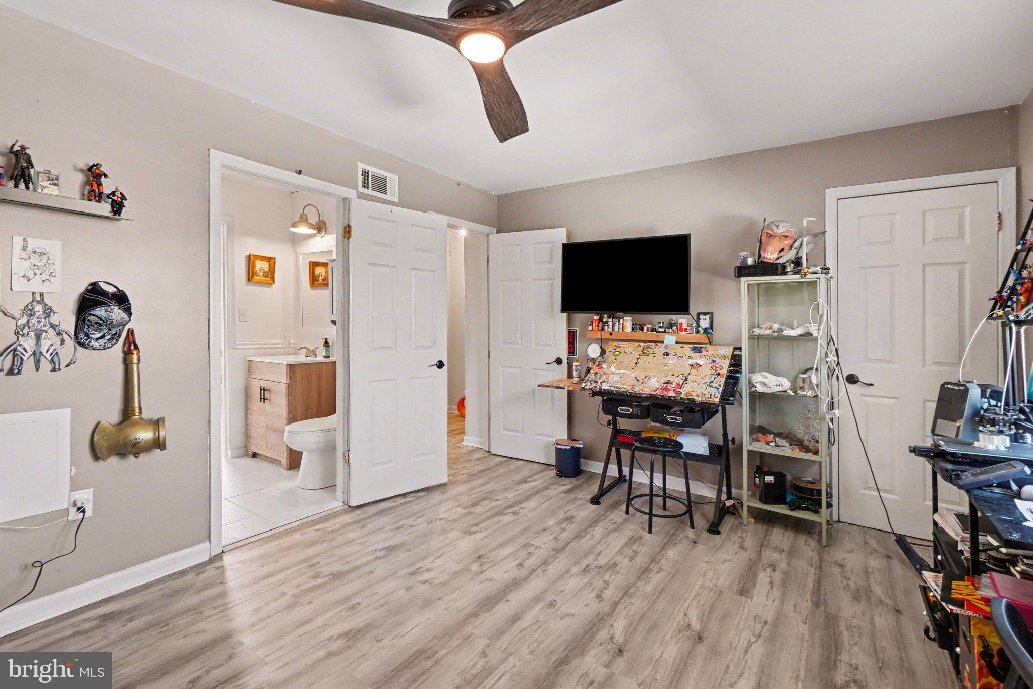 SALEM PARK - Residential