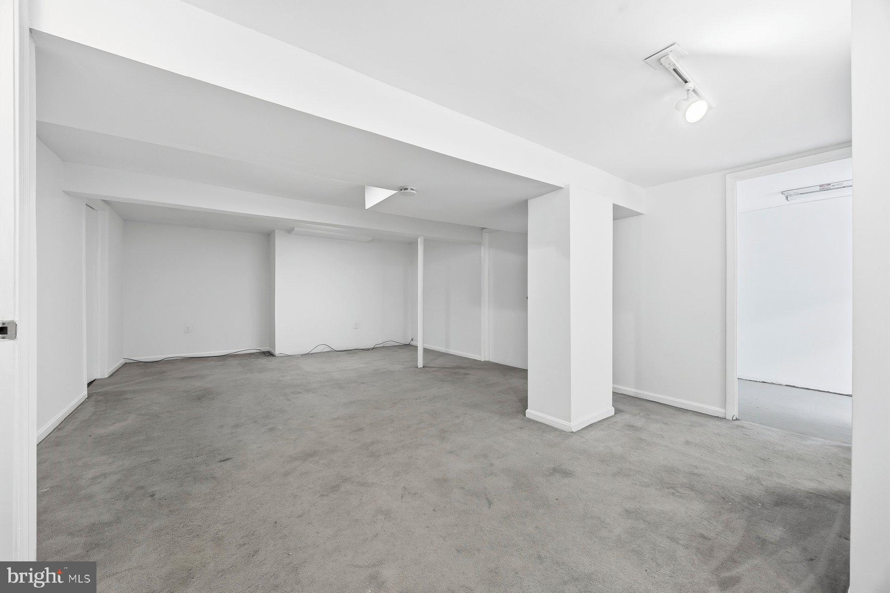 MARYLAND CITY - Residential