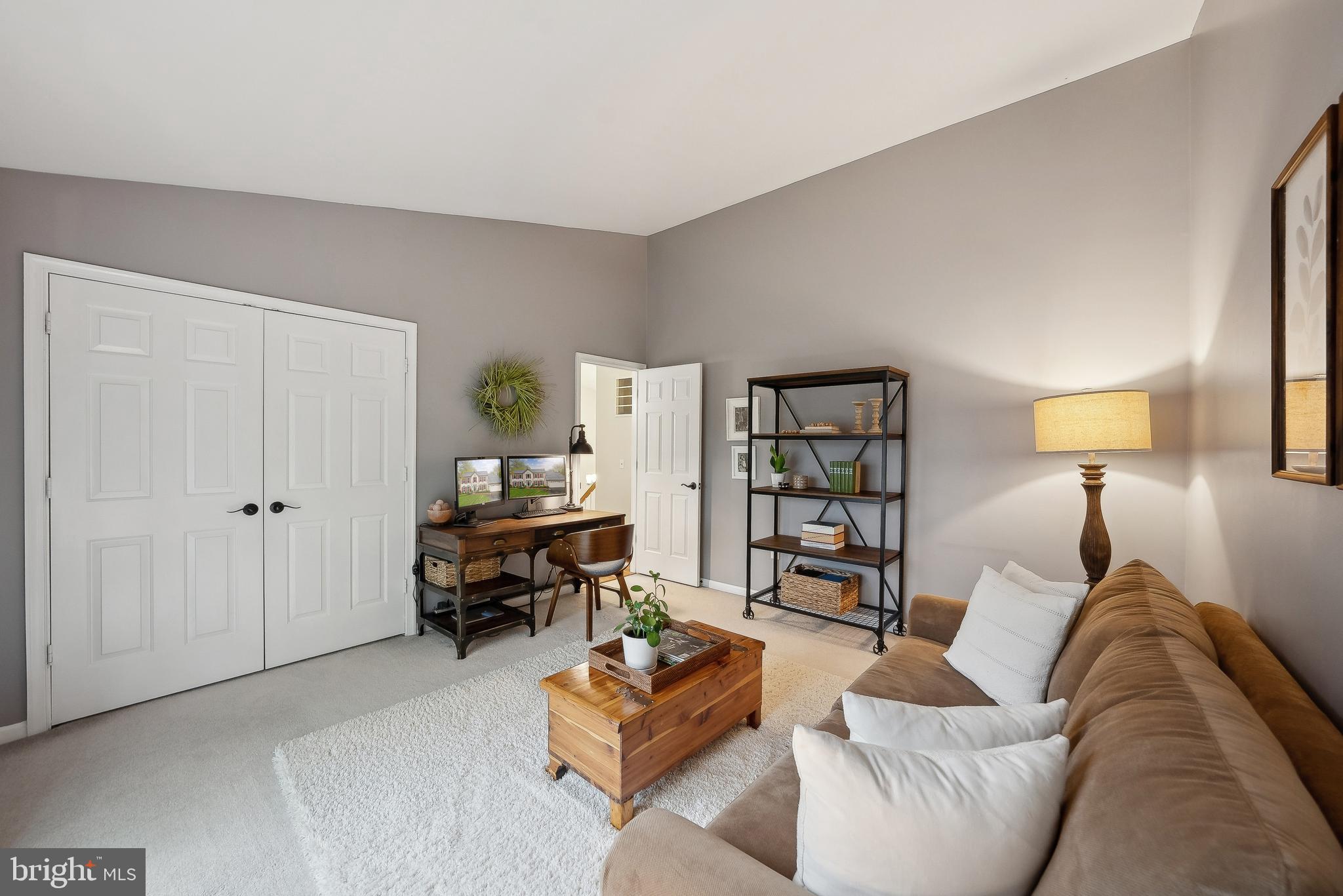 OAKENSHAW - Residential