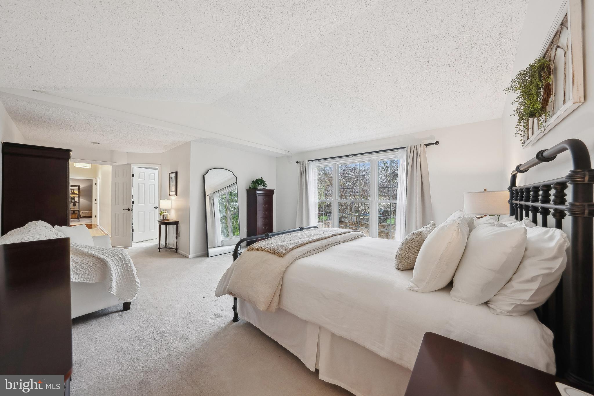 OAKENSHAW - Residential