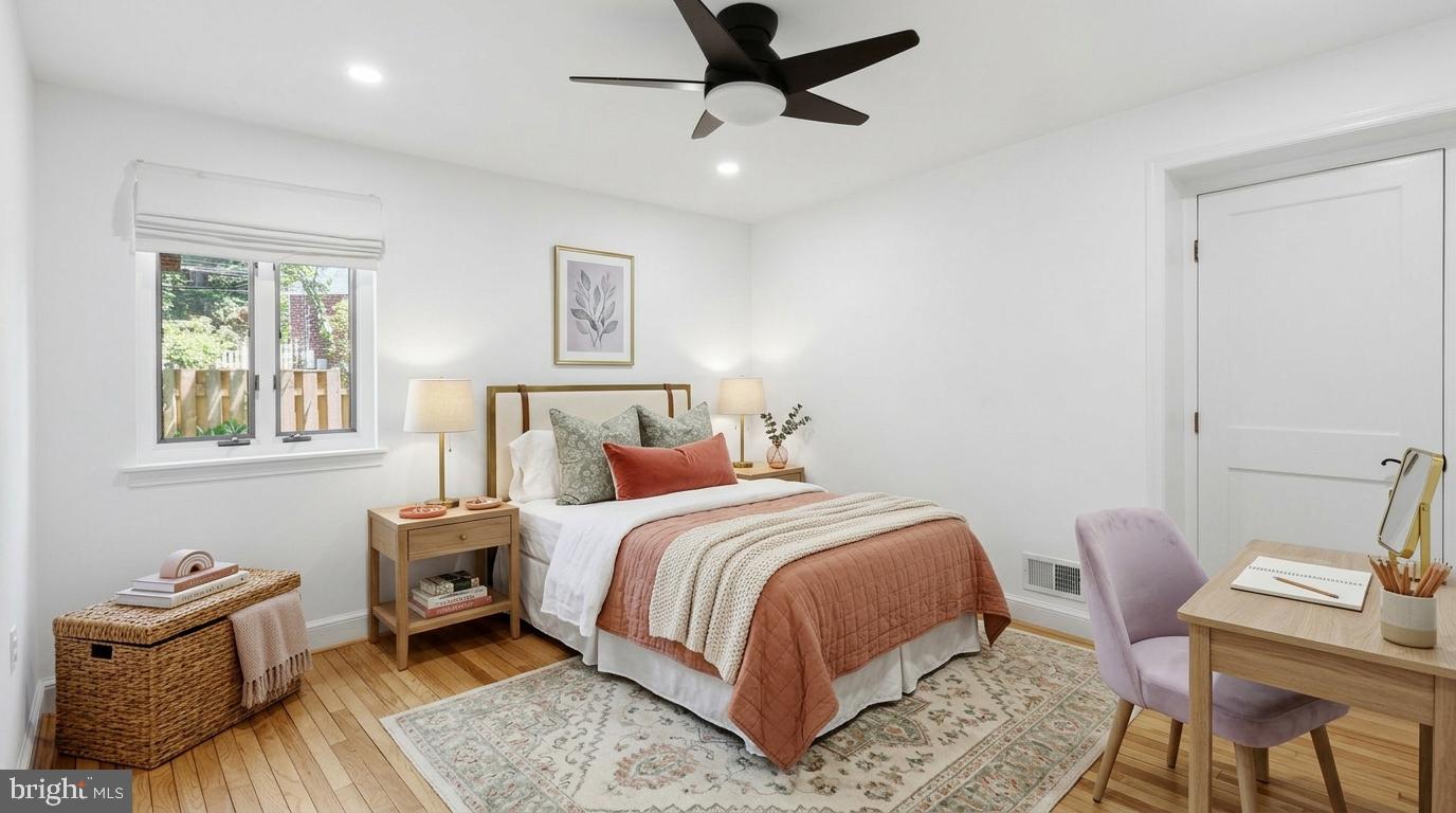 OAK HAVEN - Residential