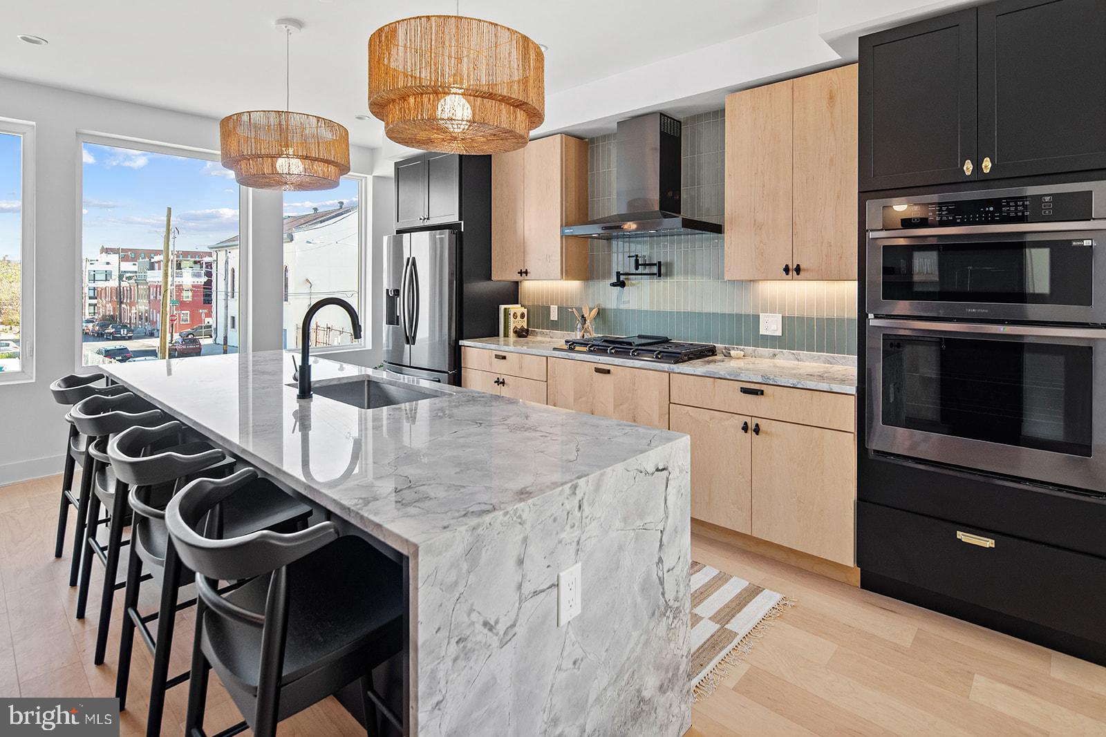 OLDE KENSINGTON - Residential