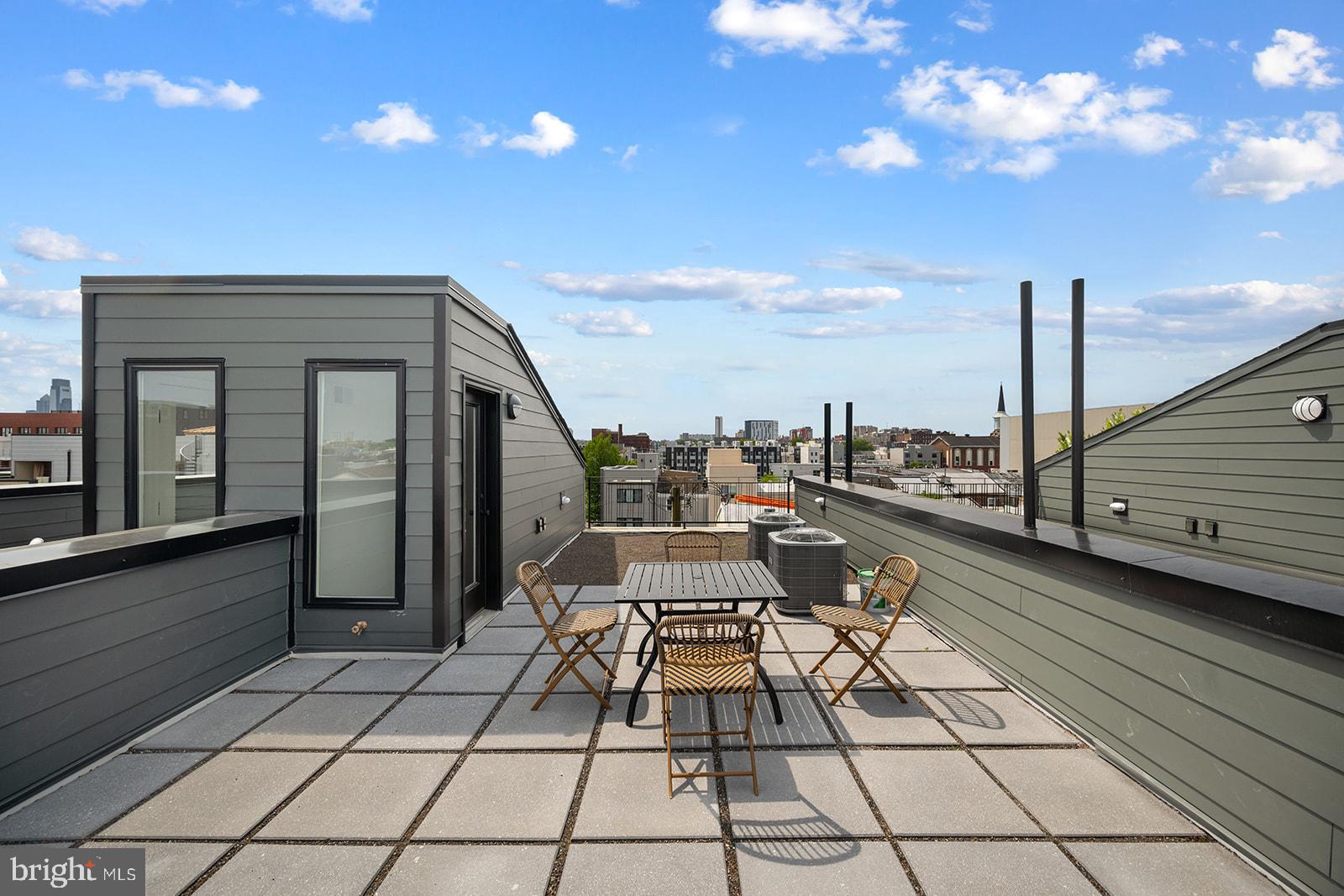 OLDE KENSINGTON - Residential