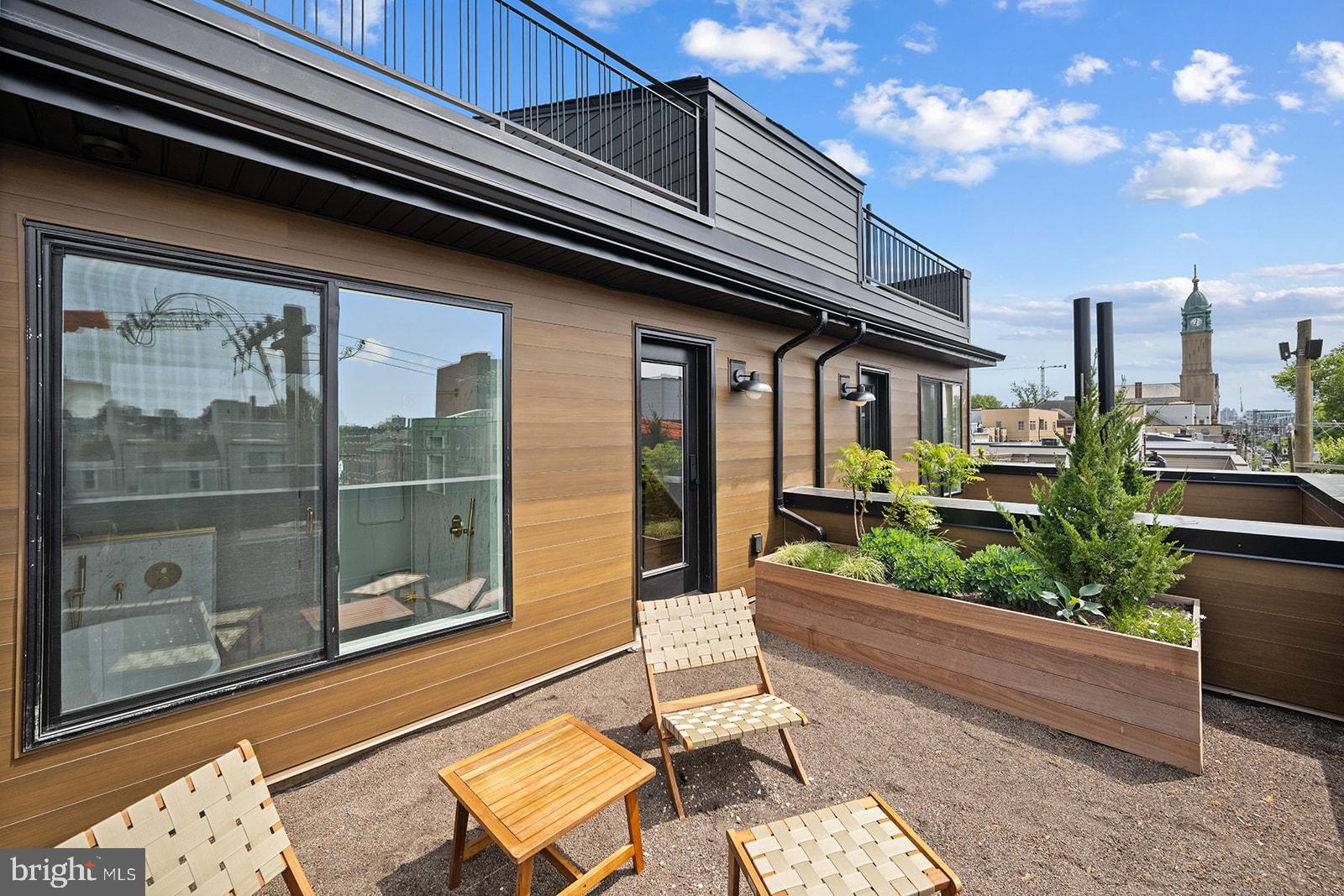 OLDE KENSINGTON - Residential