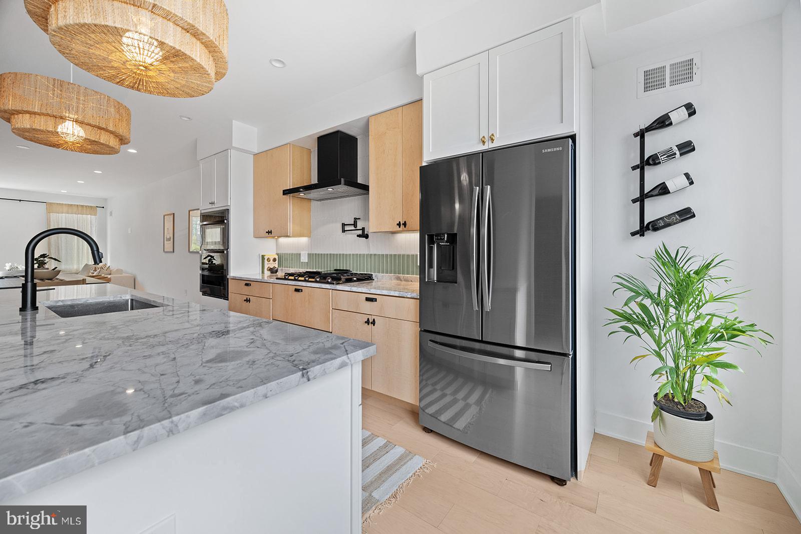 OLDE KENSINGTON - Residential