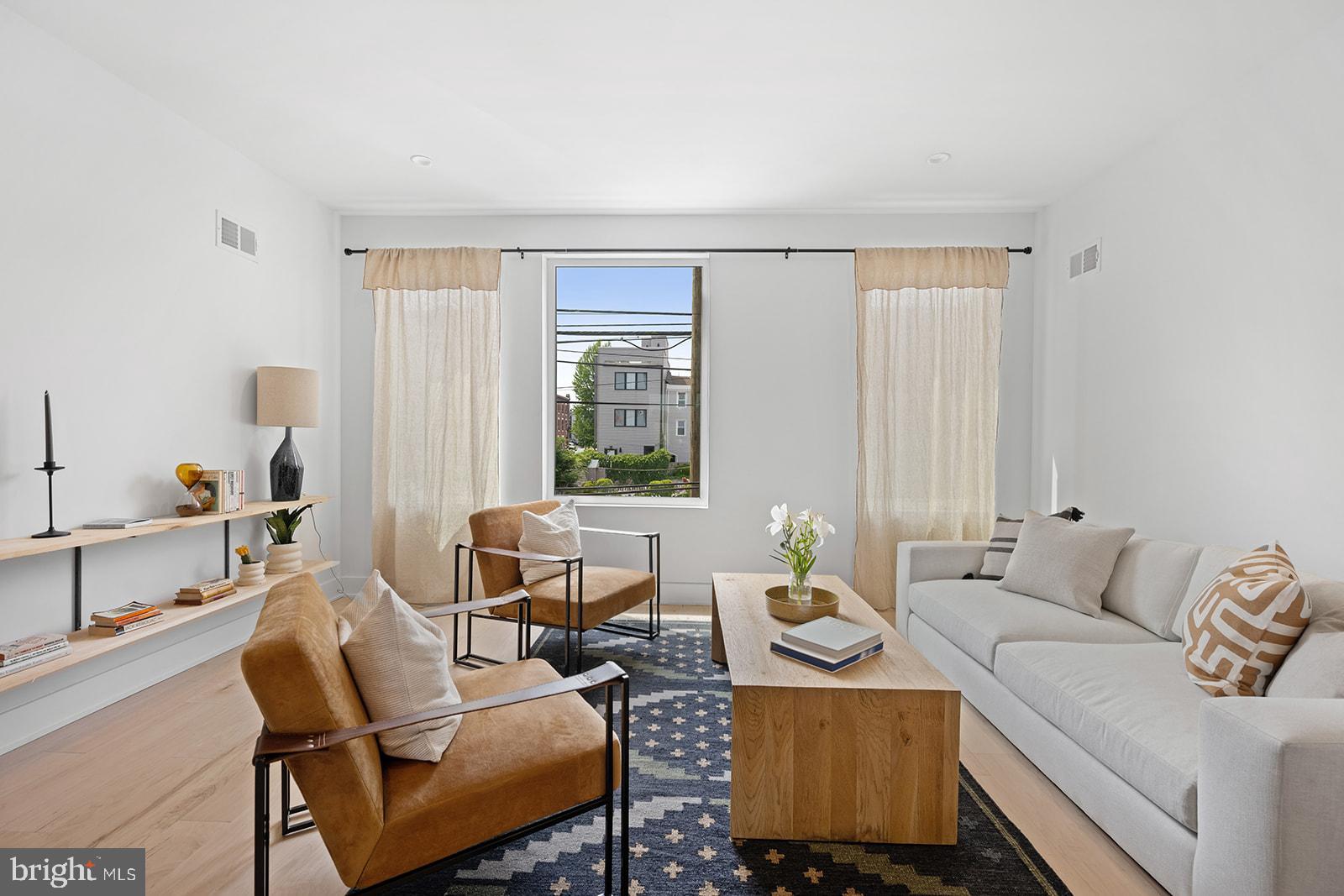 OLDE KENSINGTON - Residential