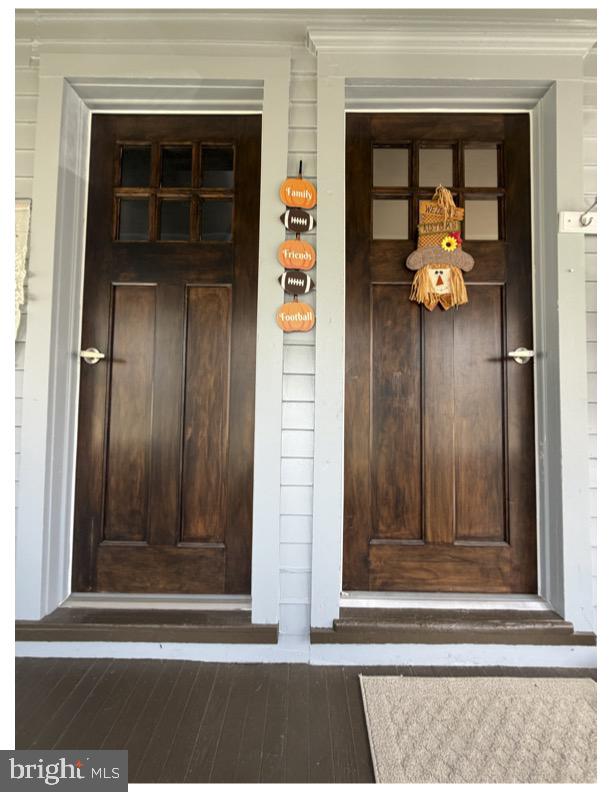 323 #2 MONROE AVENUE
