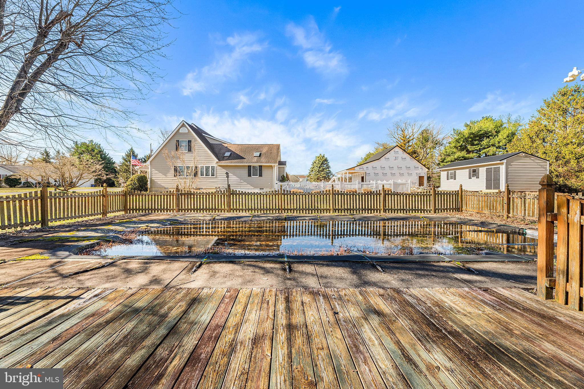 HIDEAWAY ACRES - Residential