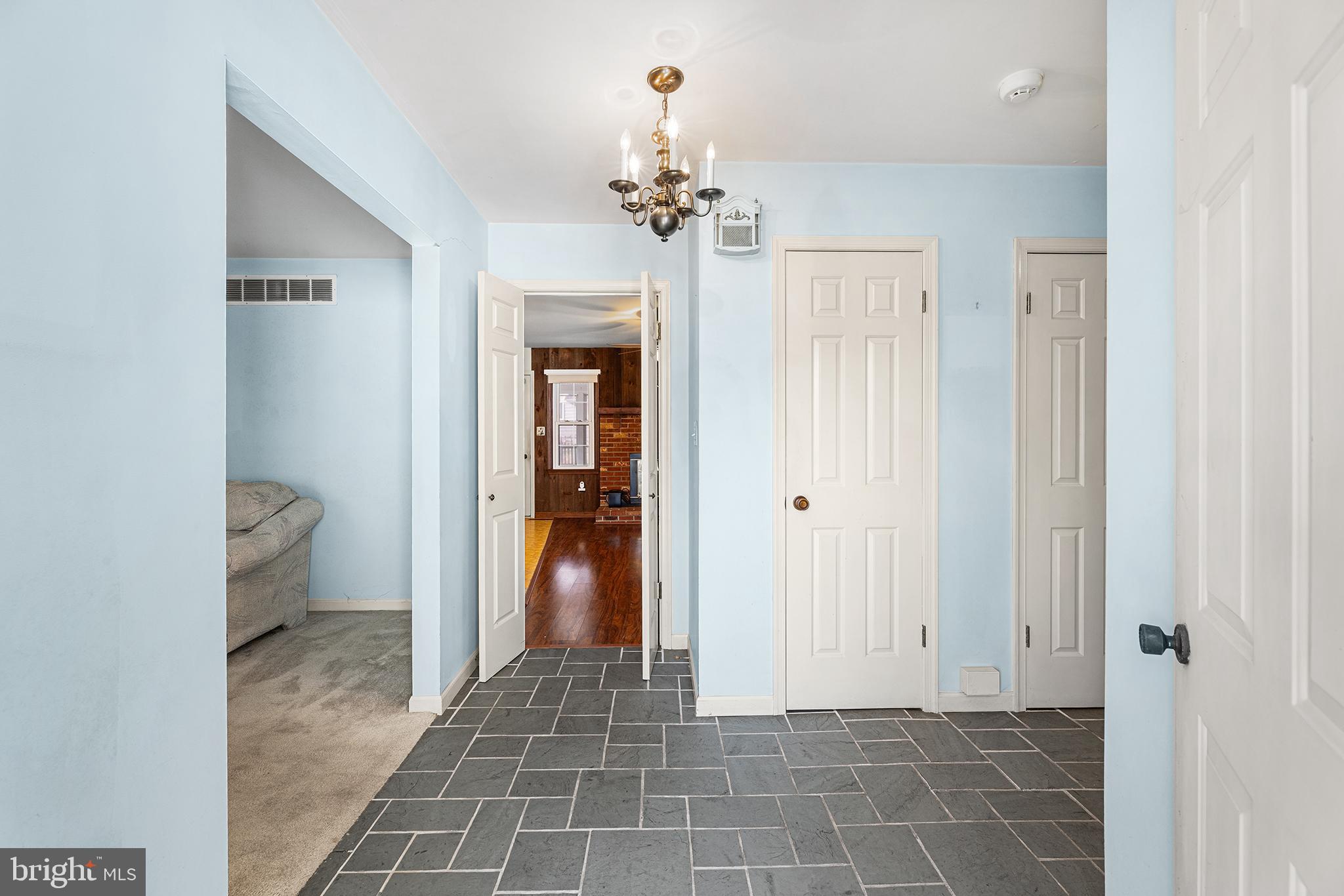 22 CAPTAIN DAVIS DRIVE