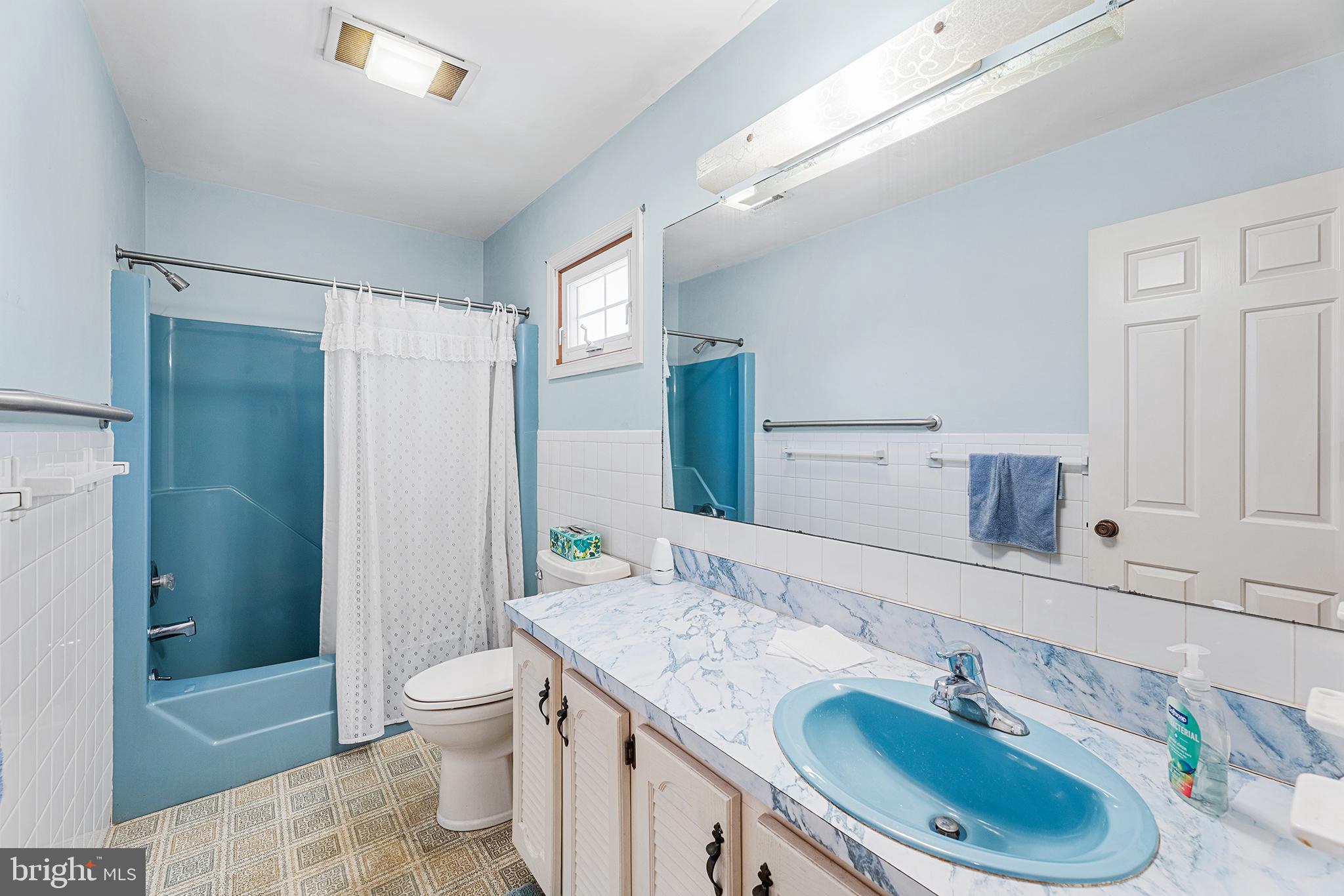 HIDEAWAY ACRES - Residential