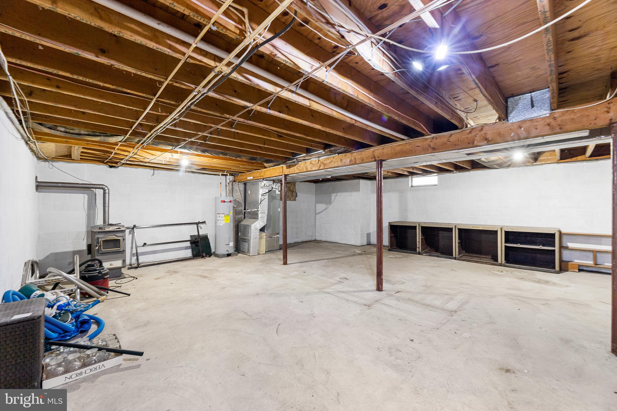 HIDEAWAY ACRES - Residential