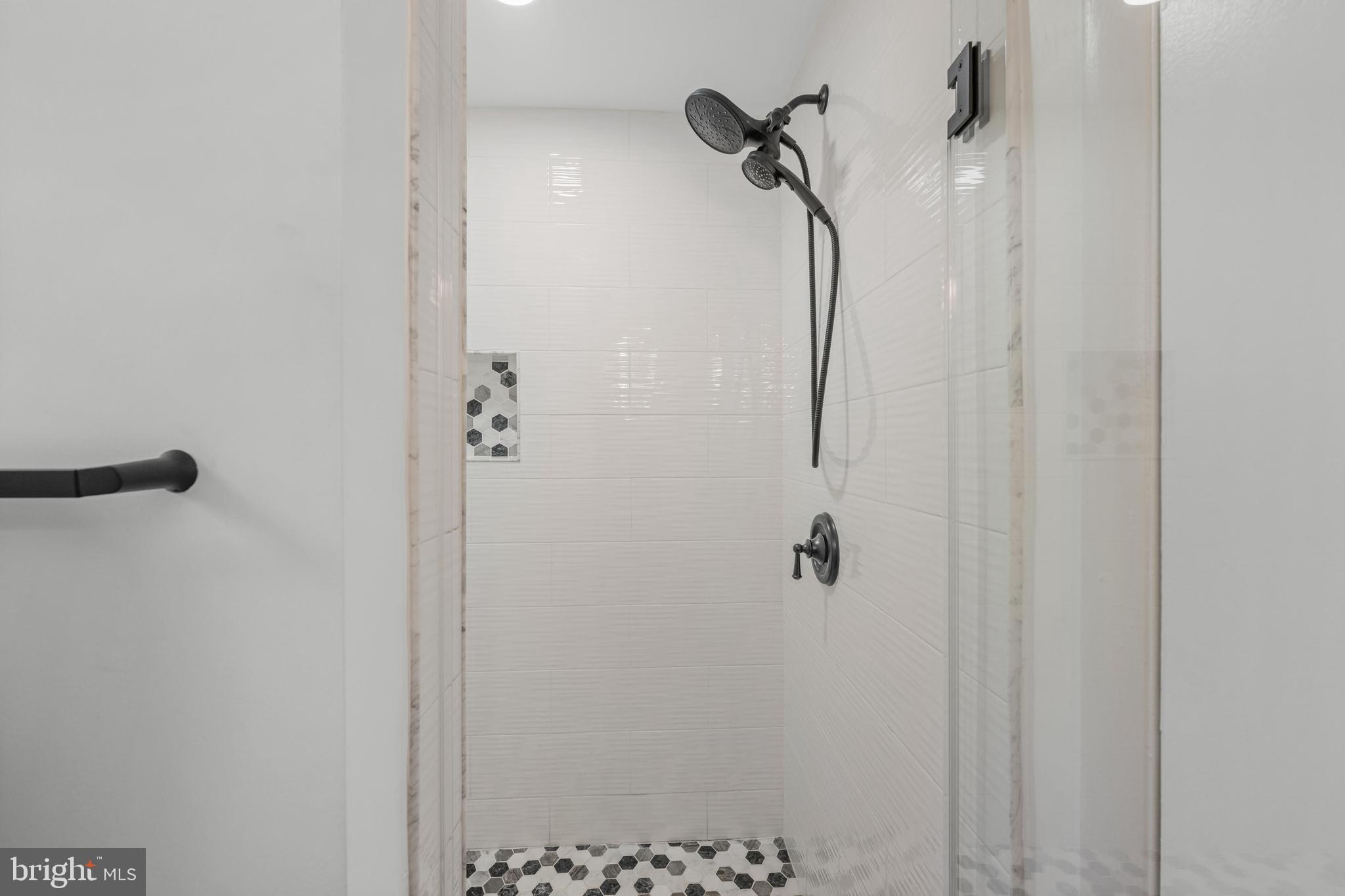 REGENCY ESTATES - Residential