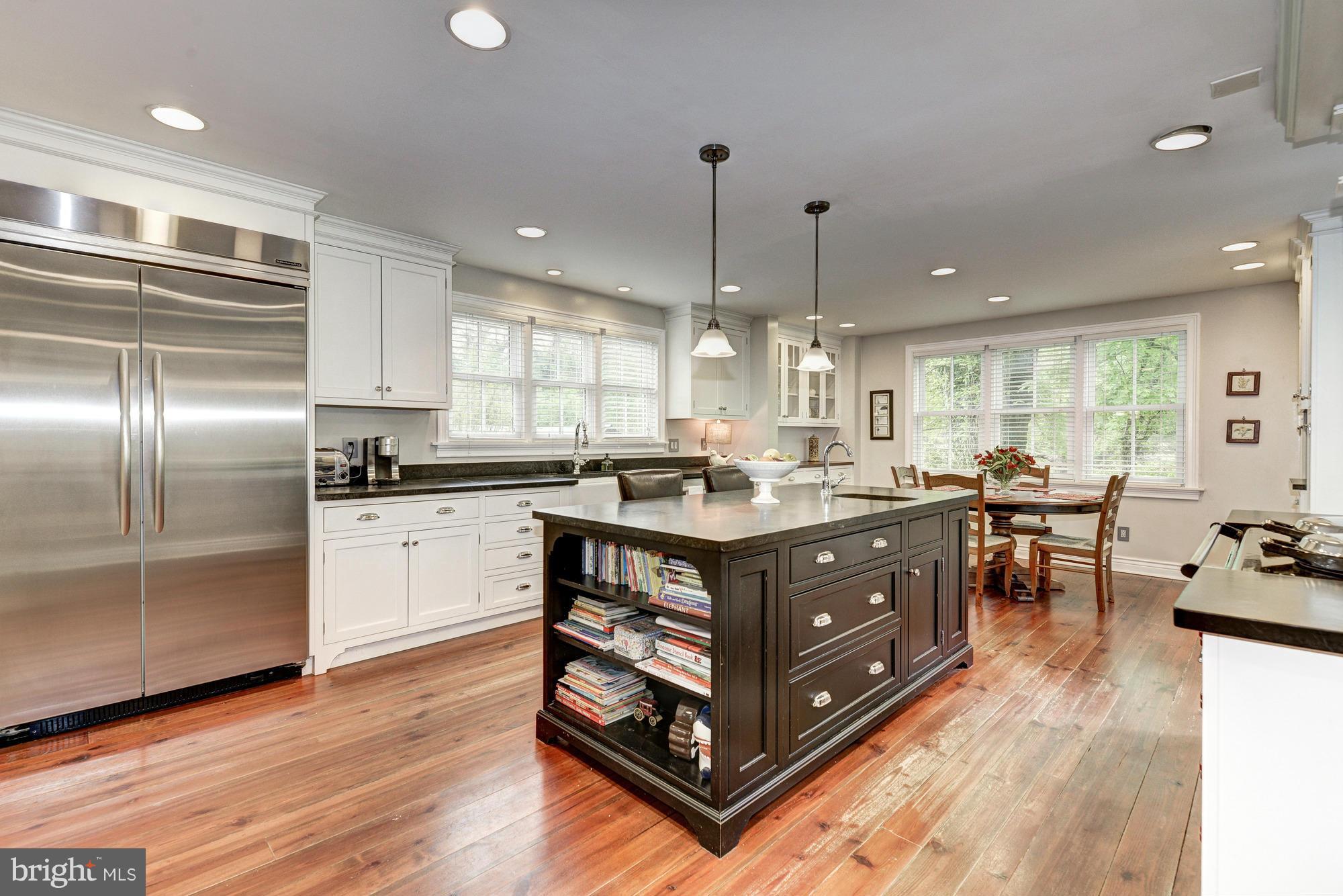 BROOKVILLE KNOLLS - Residential