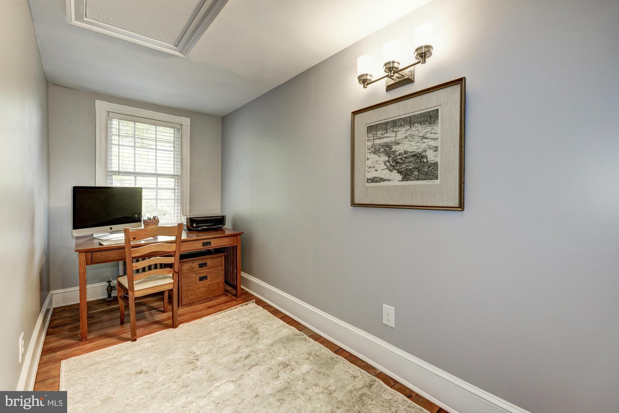 BROOKVILLE KNOLLS - Residential