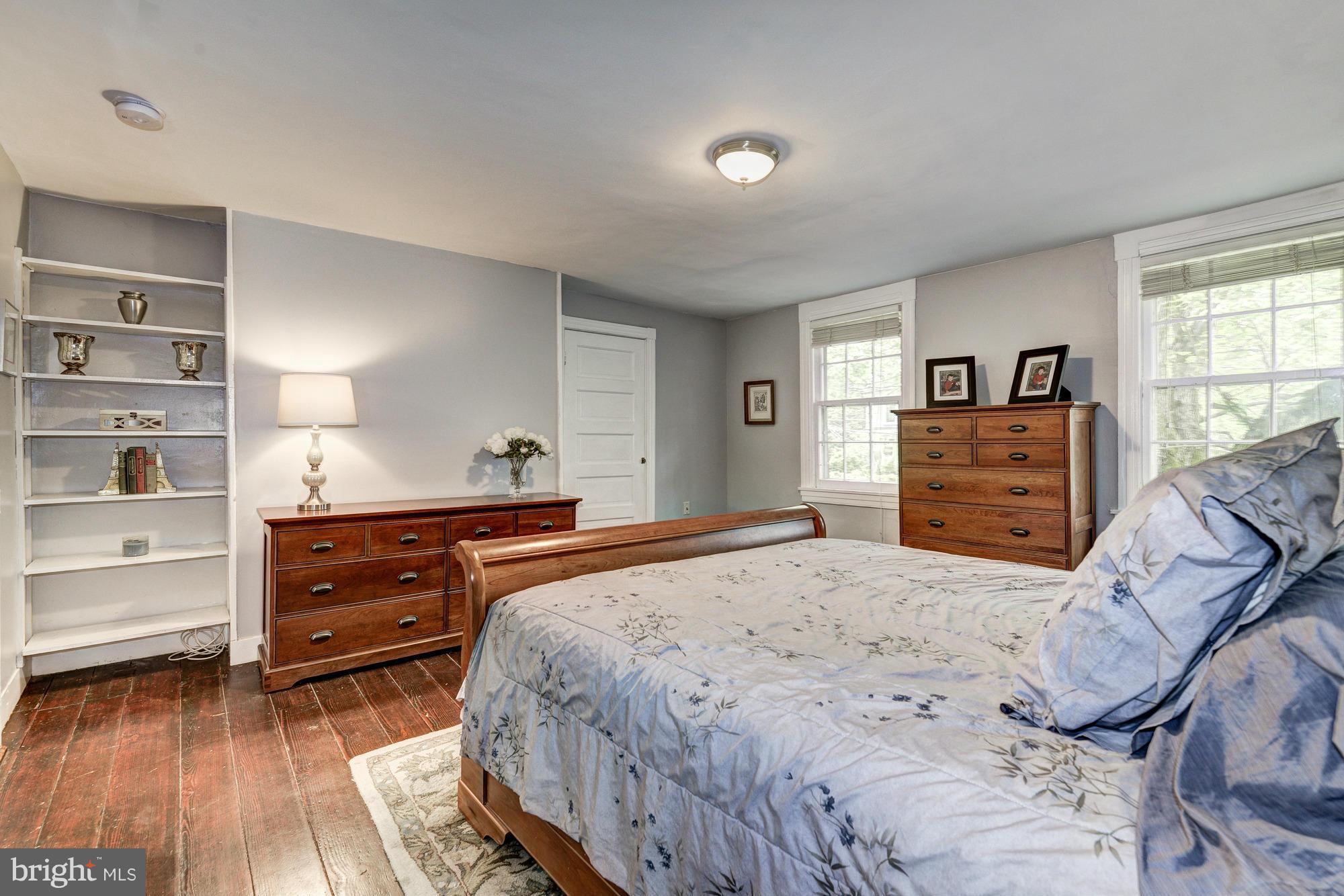 BROOKVILLE KNOLLS - Residential