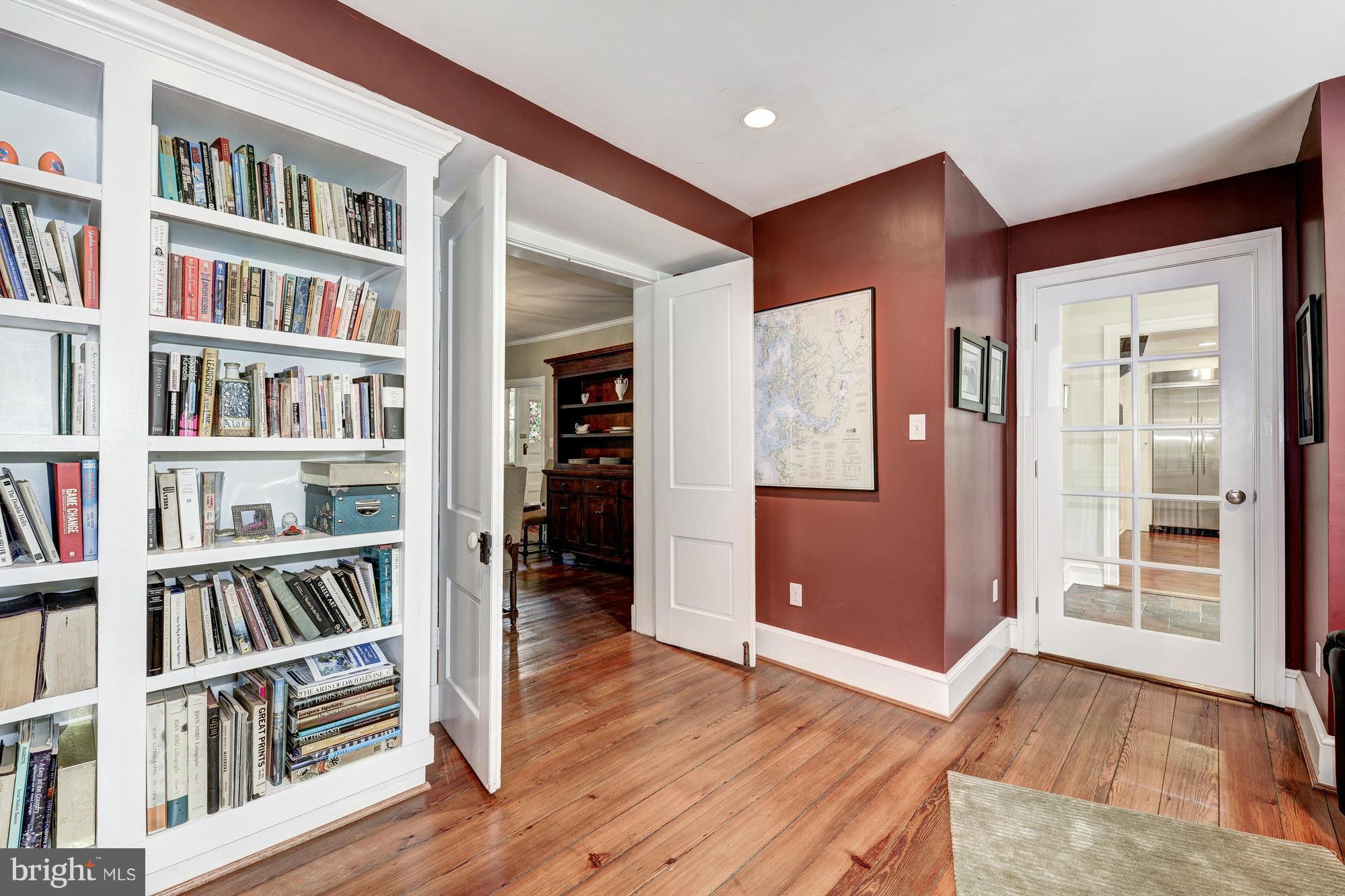 BROOKVILLE KNOLLS - Residential