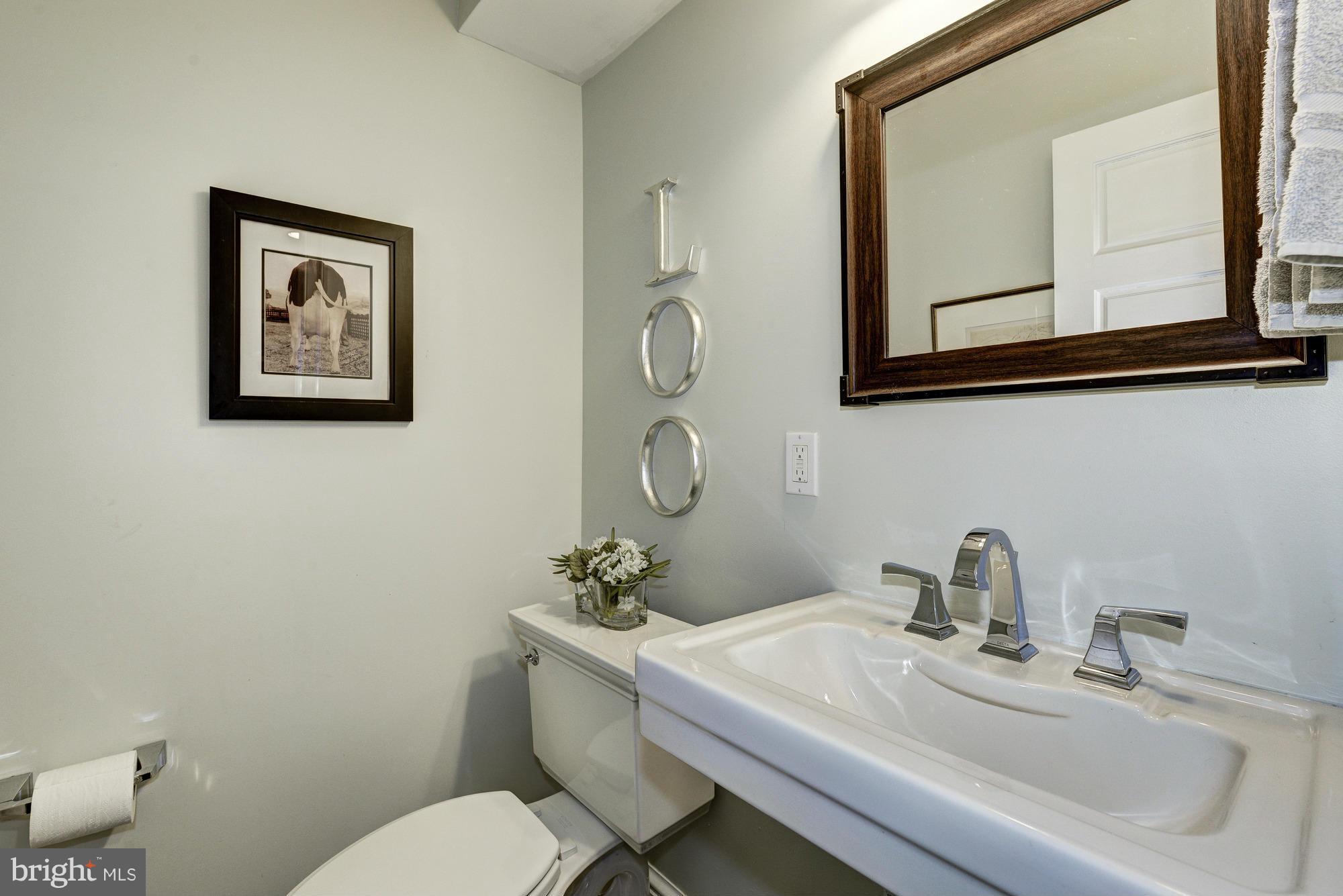 BROOKVILLE KNOLLS - Residential